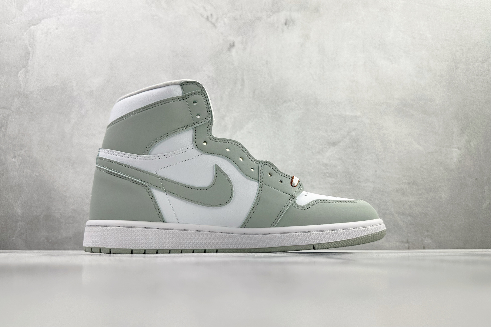 250 Jordan Air Jordan 1 high ”seafoam” 鼠尾草 白绿 CD0461-002-Chinese UA Cheap High Quatity Brand Clothes Bags handbags Sneakers wholesale wholesaler seller from China Factory suppliers Fashion Clothing Shoes best Quality Beautiful Price 250 Jordan Air Jordan 1 high ”seafoam” 鼠尾草 白绿 CD0461-002