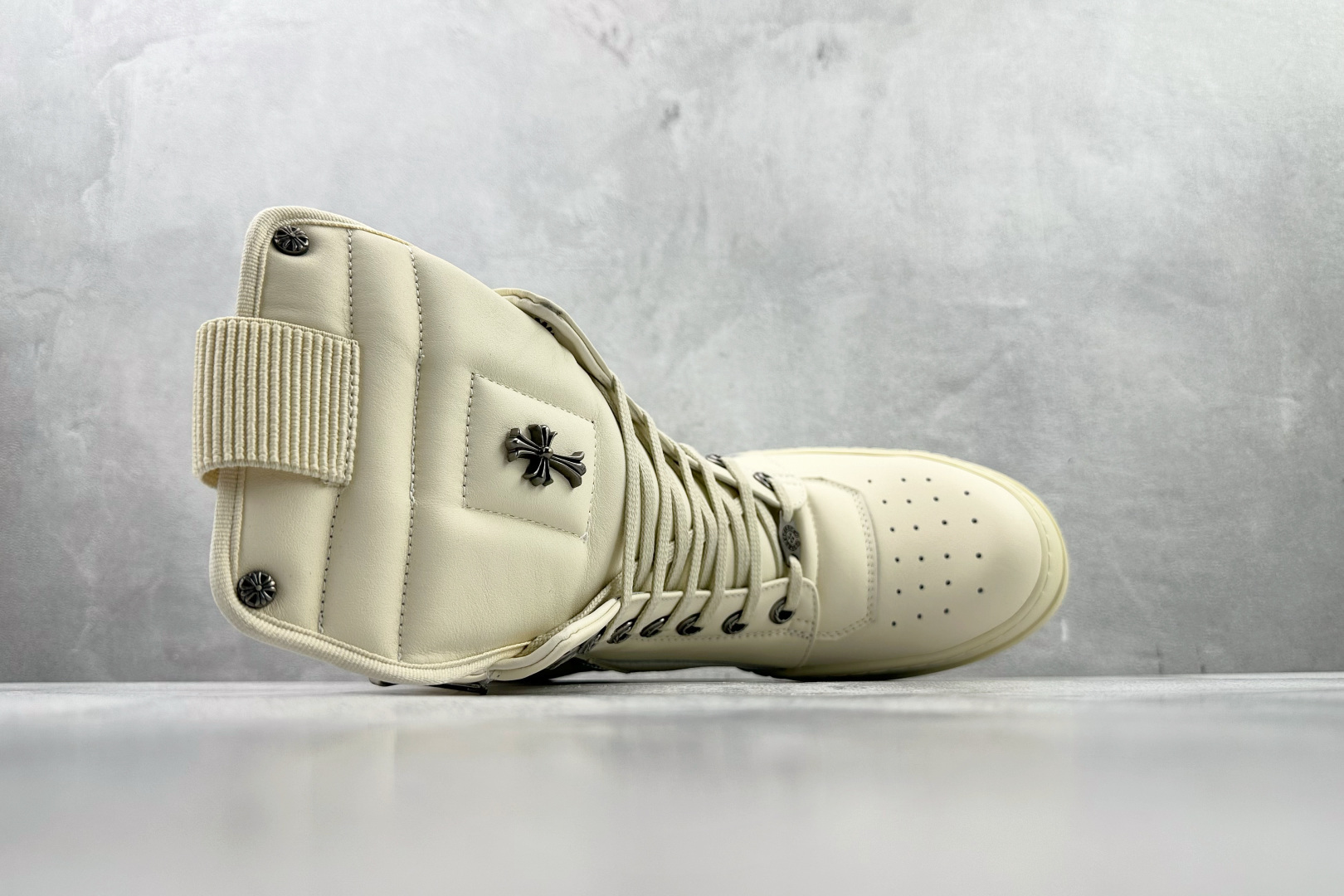 平台专供 RICK OWENS/RO Geobasket 欧文斯克罗心 米白色 RO8860C-Top High Quatity Cheap Sneakers Fashion Clothing Clothes Bags handbags Shoes of all Brand wholesale With The best Quality And Beautiful Price from China Factory Chinese suppliers wholesaler seller 平台专供 RICK OWENS/RO Geobasket 欧文斯克罗心 米白色 RO8860C
