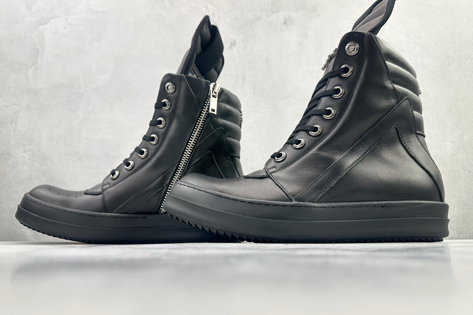 平台专供 RICK OWENS/RO Geobasket 欧文斯克罗心 黑色 RO8860C-Top High Quatity Cheap Sneakers Fashion Clothing Clothes Bags handbags Shoes of all Brand wholesale With The best Quality And Beautiful Price from China Factory Chinese suppliers wholesaler seller 平台专供 RICK OWENS/RO Geobasket 欧文斯克罗心 黑色 RO8860C
