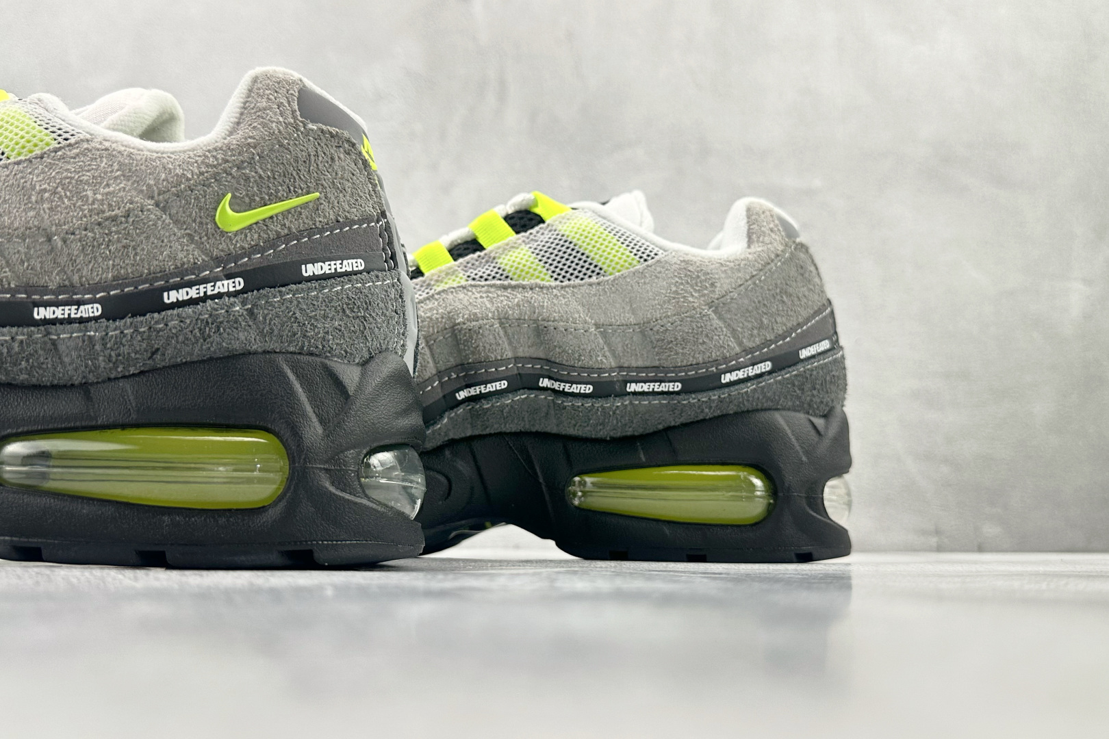 360 原厂特供 UNDEFEATED x Nike Air Max 95 SP 纽约限定 灰绿 IB4523-004