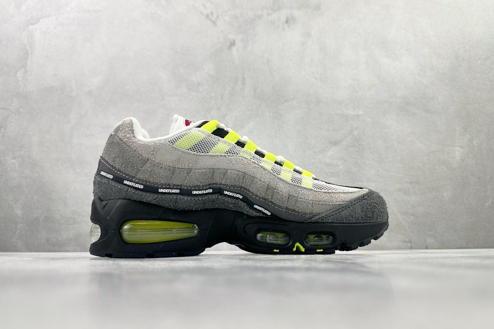 360 原厂特供 UNDEFEATED x Nike Air Max 95 SP 纽约限定 灰绿 IB4523-004