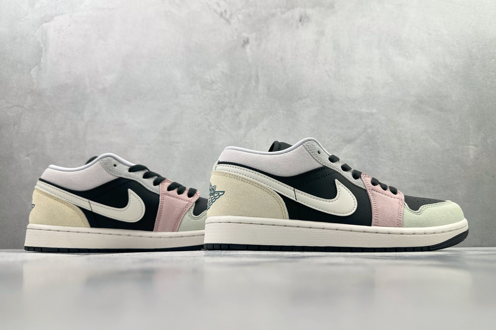 200 综合版 Jordan Air Jordan 1 粉黑 IB7109-004-Chinese UA Cheap High Quatity Brand Clothes Bags handbags Sneakers wholesale wholesaler seller from China Factory suppliers Fashion Clothing Shoes best Quality Beautiful Price 200 综合版 Jordan Air Jordan 1 粉黑 IB7109-004
