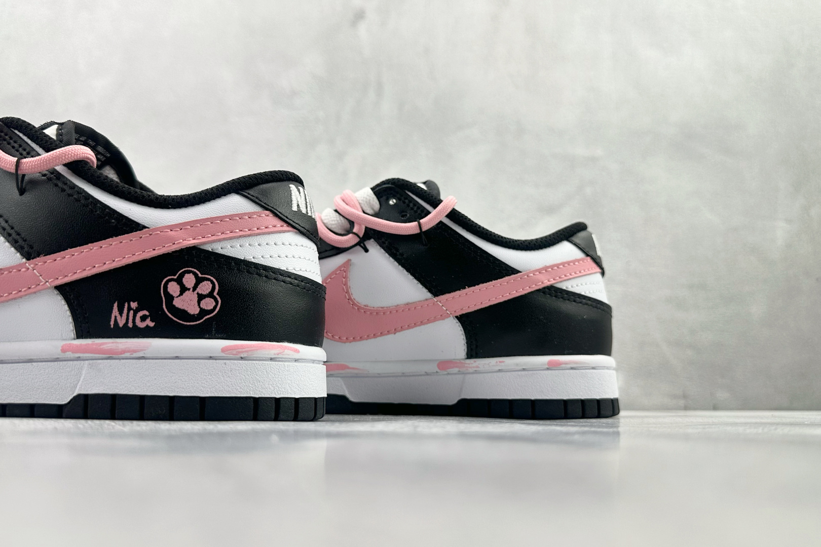 定制球鞋 Nike Dunk 少女设定 黑白粉 DD1503-101