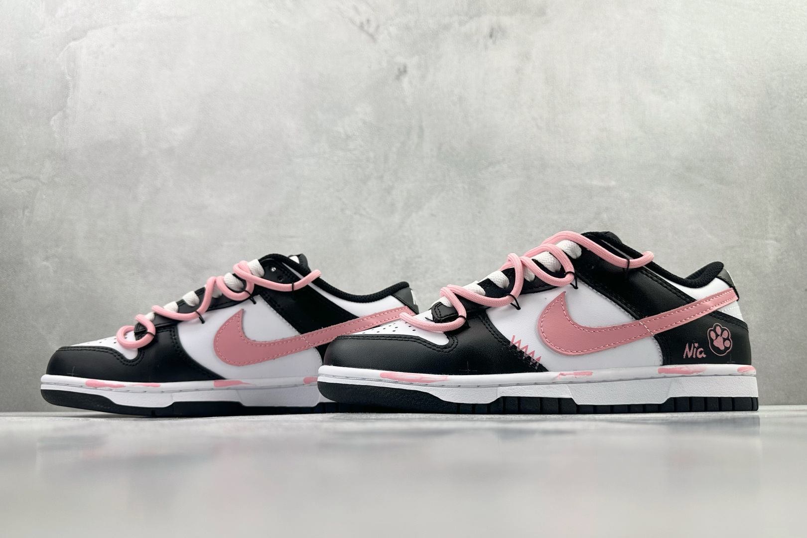 定制球鞋 Nike Dunk 少女设定 黑白粉 DD1503-101