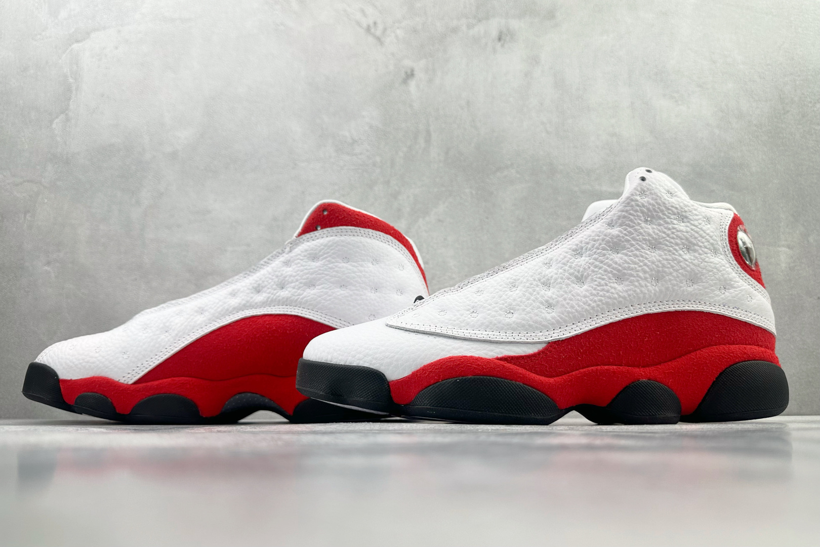 平台专供 Jordan Air Jordan 13 白红色 414575-101-Top High Quatity Cheap Sneakers Fashion Clothing Clothes Bags handbags Shoes of all Brand wholesale With The best Quality And Beautiful Price from China Factory Chinese suppliers wholesaler seller 平台专供 Jordan Air Jordan 13 白红色 414575-101