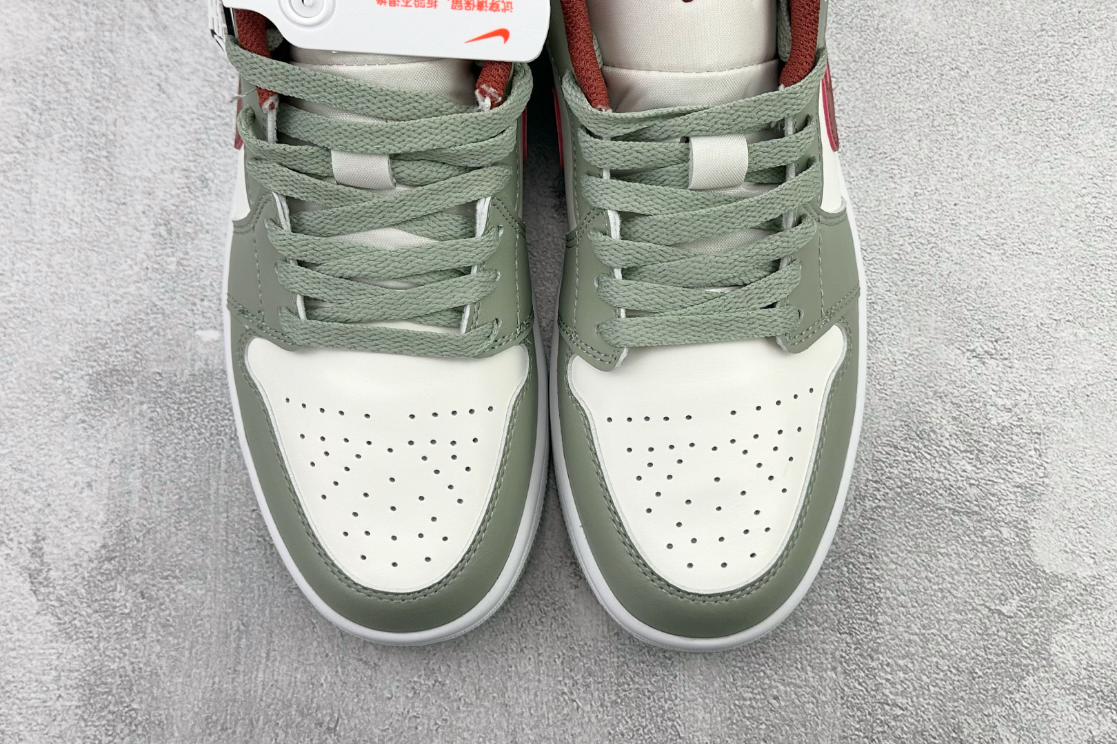 Jordan Air Jordan 1 白红绿 553558-131-Chinese wholesaler seller Clothes Bags handbags wholesale Shoes High Quatity wholesaler seller Cheap Sneakers from China Factory Chinese suppliers china wholesale clothing wholesaler seller Jordan Air Jordan 1 白红绿 553558-131
