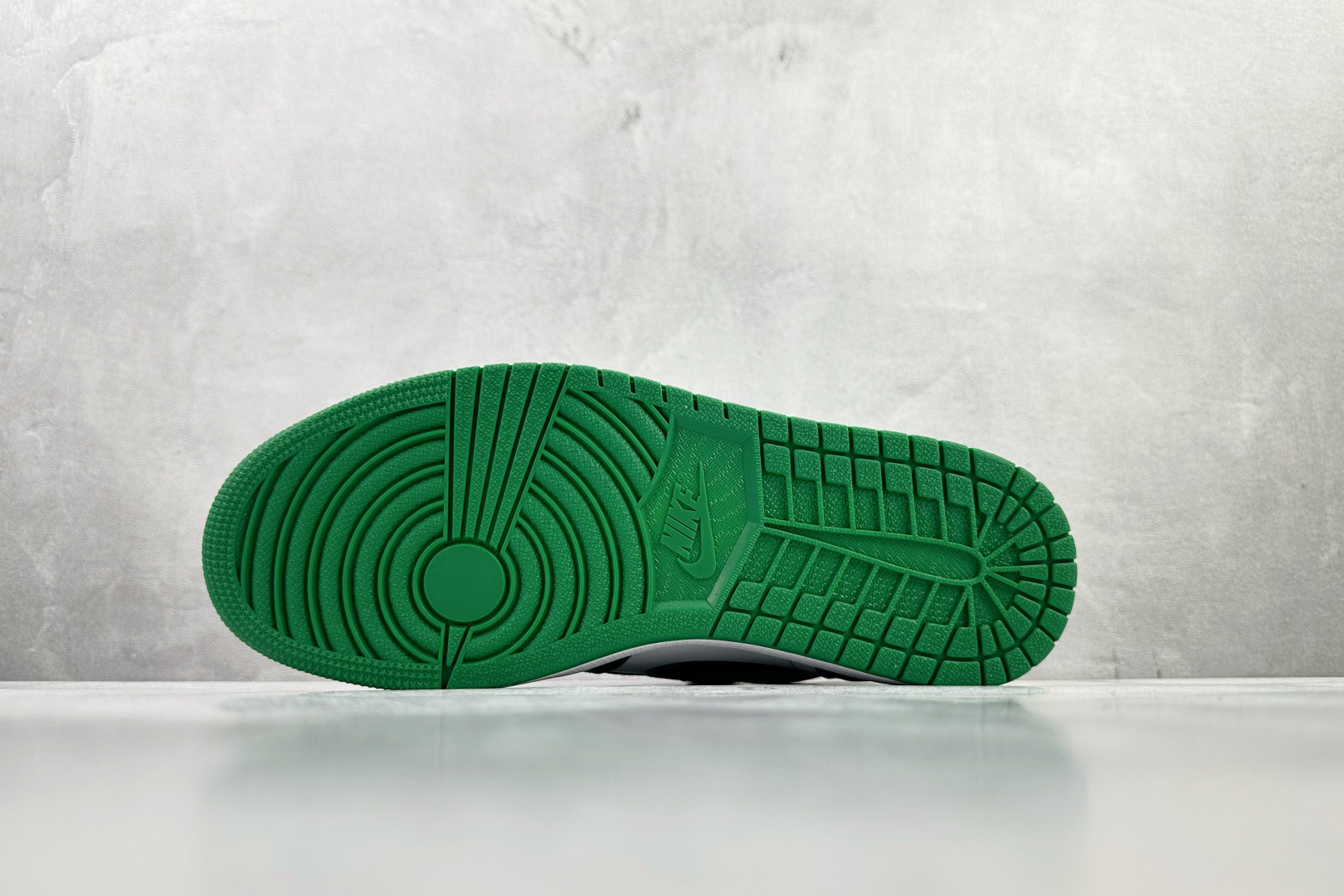 Jordan Air Jordan 1 High ”Black and Lucky Green” 黑绿脚趾 凯尔特人 白绿黑 DZ5485-031-Top High Quatity Cheap Sneakers Fashion Clothing Clothes Bags handbags Shoes of all Brand wholesale With The best Quality And Beautiful Price from China Factory Chinese suppliers wholesaler seller Jordan Air Jordan 1 High ”Black and Lucky Green” 黑绿脚趾 凯尔特人 白绿黑 DZ5485-031