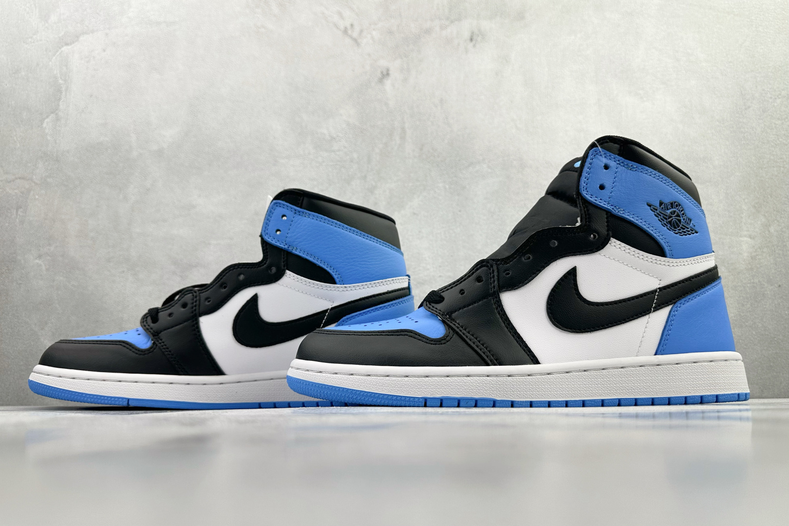 Jordan Air Jordan 1 High University Blue 蓝白 DZ5485-400-Top High Quatity Cheap Sneakers Fashion Clothing Clothes Bags handbags Shoes of all Brand wholesale With The best Quality And Beautiful Price from China Factory Chinese suppliers wholesaler seller Jordan Air Jordan 1 High University Blue 蓝白 DZ5485-400