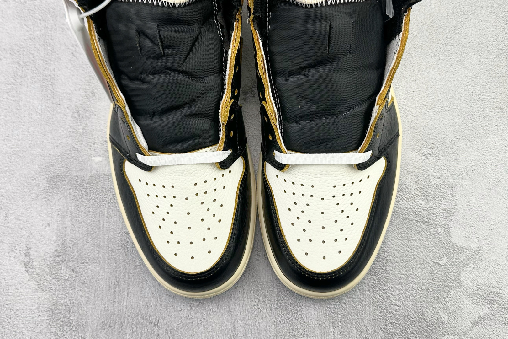 Union LA x Fragment Design x Jordan Air Jordan 1 High 黑白蓝 IO7847-002-Top High Quatity Cheap Sneakers Fashion Clothing Clothes Bags handbags Shoes of all Brand wholesale With The best Quality And Beautiful Price from China Factory Chinese suppliers wholesaler seller Union LA x Fragment Design x Jordan Air Jordan 1 High 黑白蓝 IO7847-002