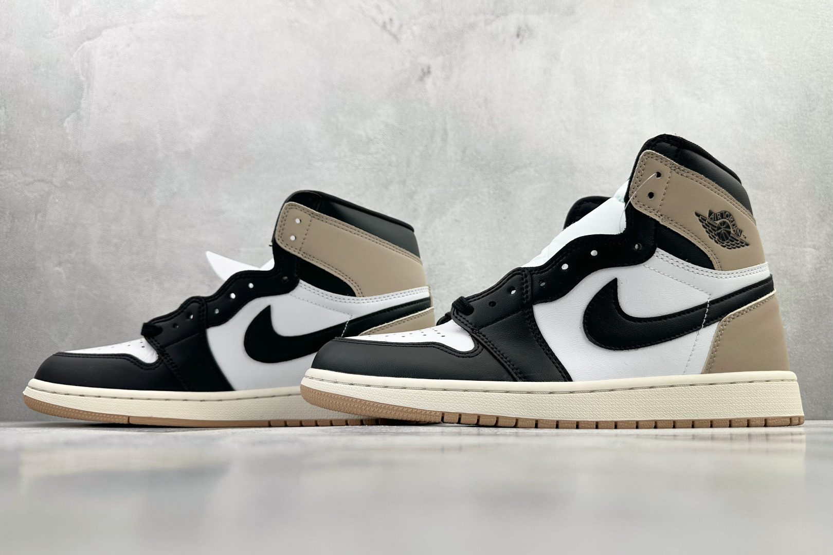 250 Jordan Air Jordan 1 High 棕黑 FD2596-021-Chinese UA Cheap High Quatity Brand Clothes Bags handbags Sneakers wholesale wholesaler seller from China Factory suppliers Fashion Clothing Shoes best Quality Beautiful Price 250 Jordan Air Jordan 1 High 棕黑 FD2596-021