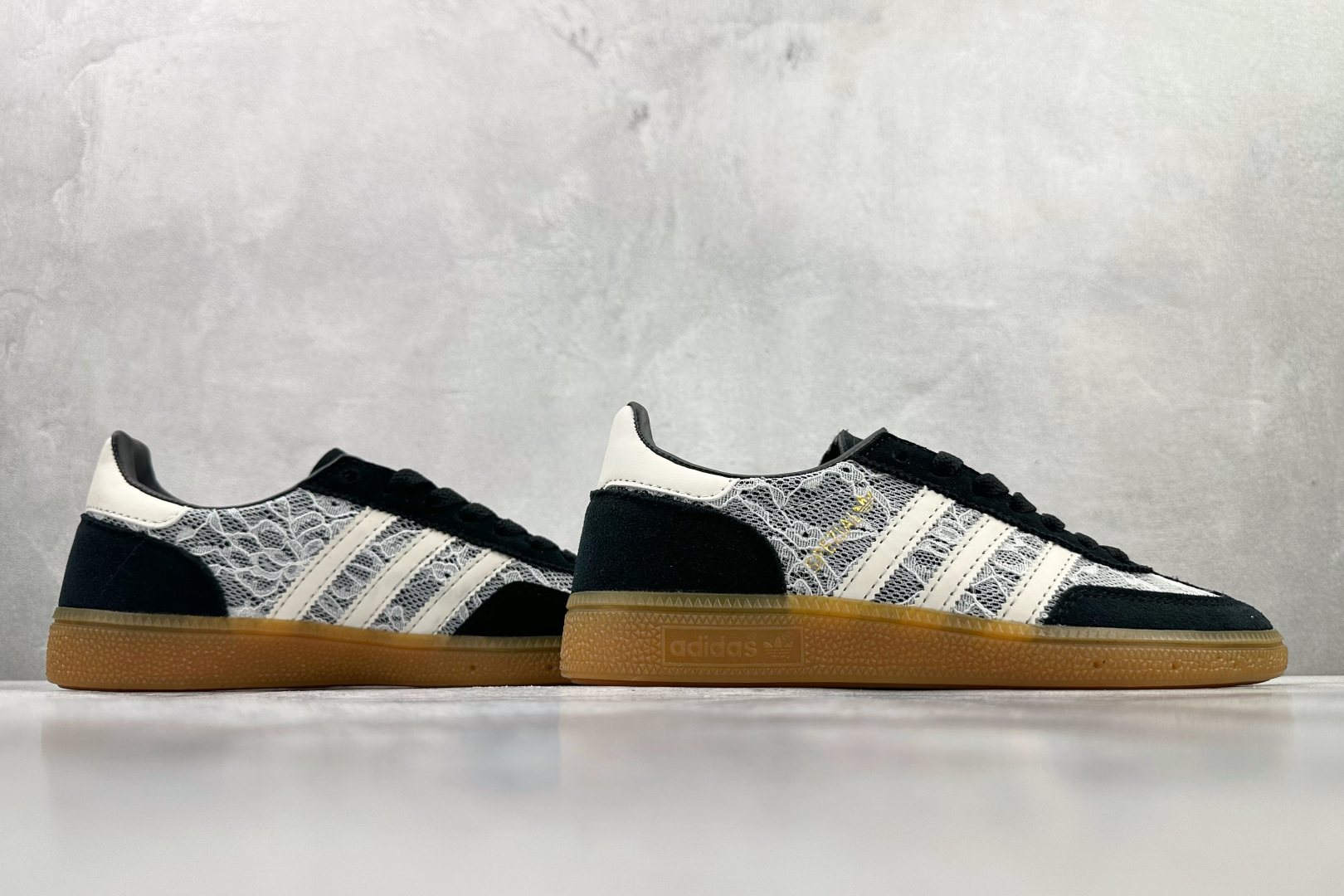 出口订单 adidas originals handball spzl 蕾丝黑 HQ2649-Top High Quatity Cheap Sneakers Fashion Clothing Clothes Bags handbags Shoes of all Brand wholesale With The best Quality And Beautiful Price from China Factory Chinese suppliers wholesaler seller 出口订单 adidas originals handball spzl 蕾丝黑 HQ2649