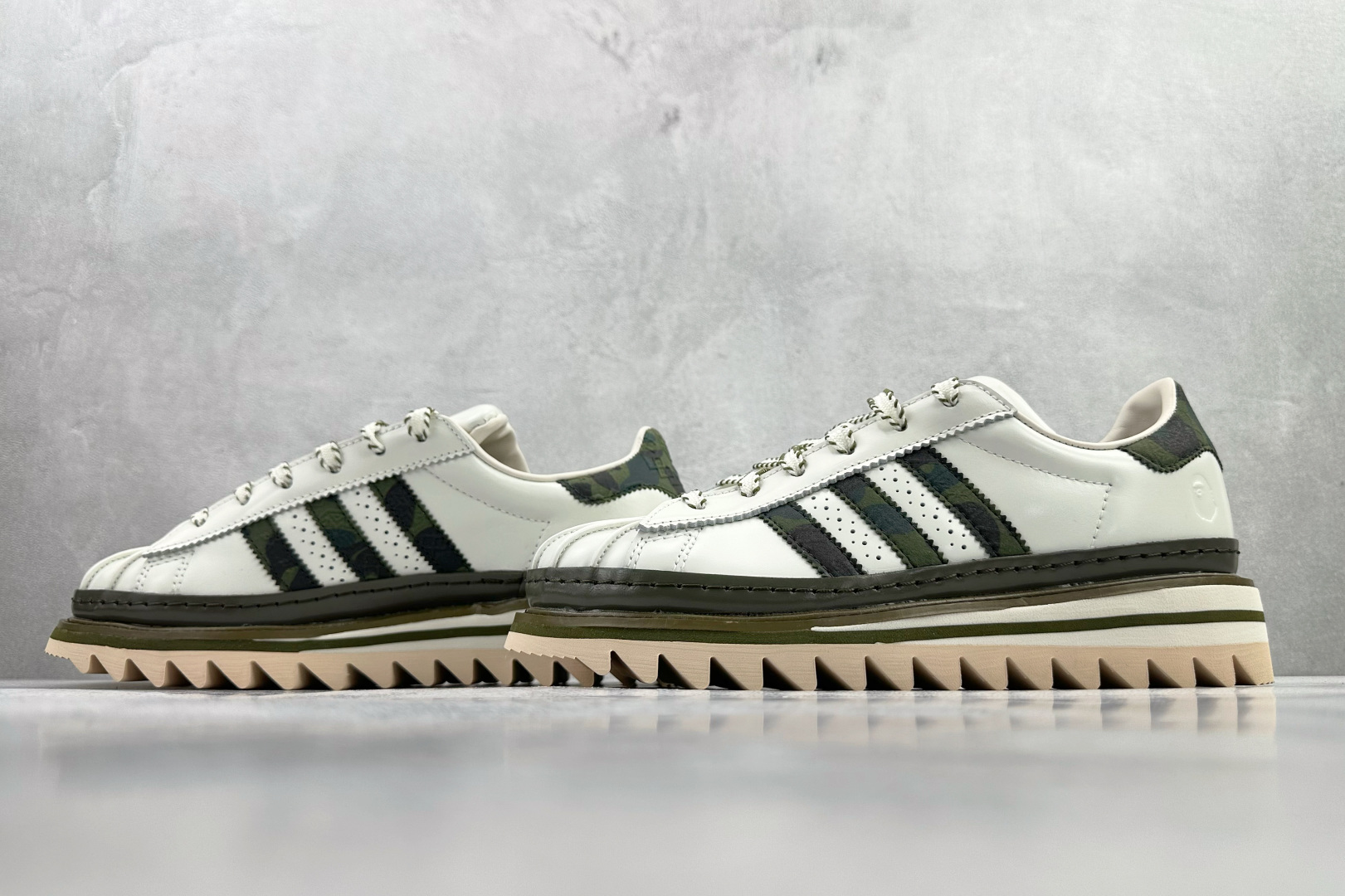 全新工厂开发 CLx BAPE × adidas originals SUPER三方联名 白色 KJ1473-Chinese wholesaler seller Clothes Bags handbags wholesale Shoes High Quatity wholesaler seller Cheap Sneakers from China Factory Chinese suppliers china wholesale clothing wholesaler seller 全新工厂开发 CLx BAPE × adidas originals SUPER三方联名 白色 KJ1473