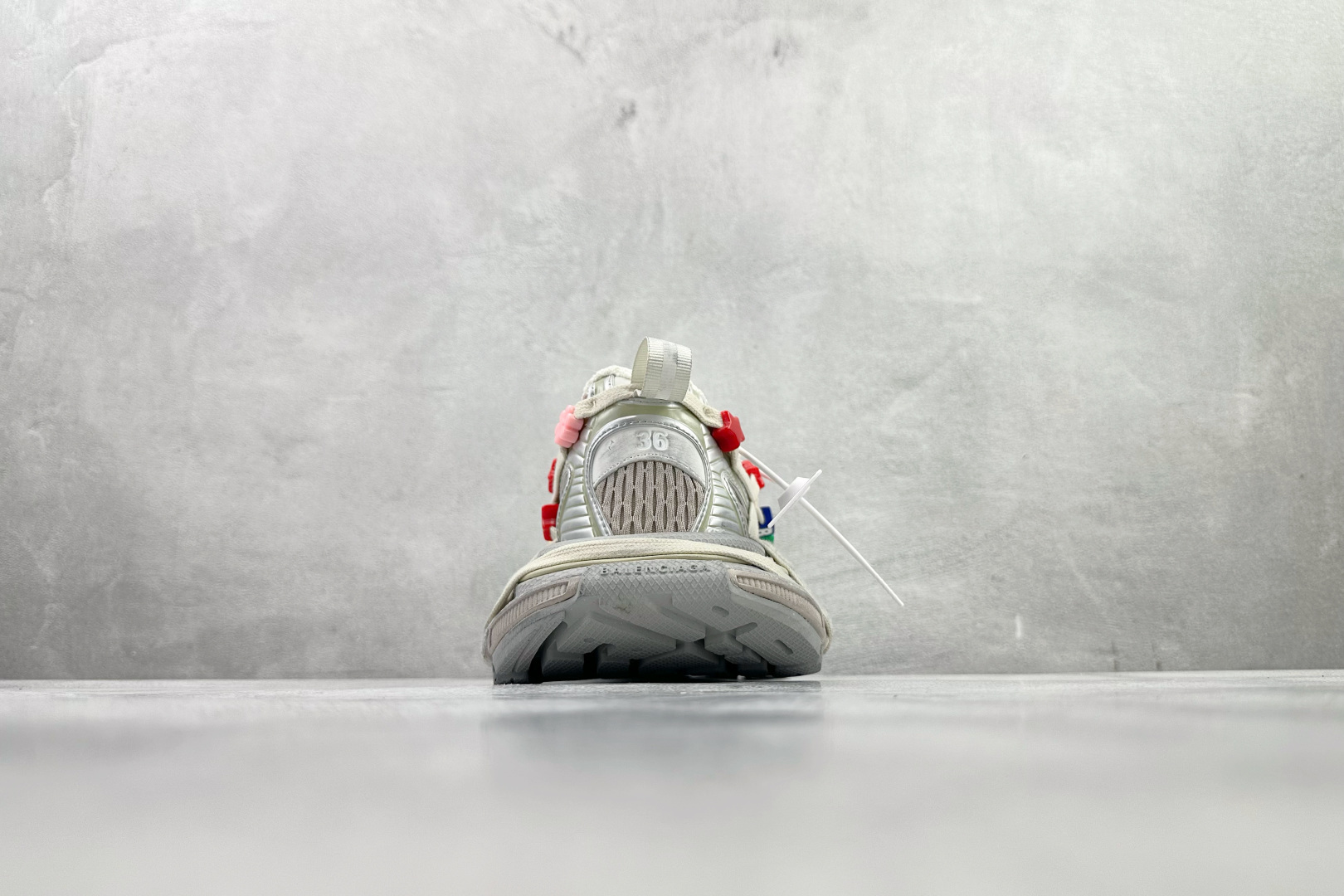 600 代购版 Balenciaga巴黎世家 3XL EXTREME LACE 灰色 778697W3XBD-Chinese UA Cheap High Quatity Brand Clothes Bags handbags Sneakers wholesale wholesaler seller from China Factory suppliers Fashion Clothing Shoes best Quality Beautiful Price 600 代购版 Balenciaga巴黎世家 3XL EXTREME LACE 灰色 778697W3XBD