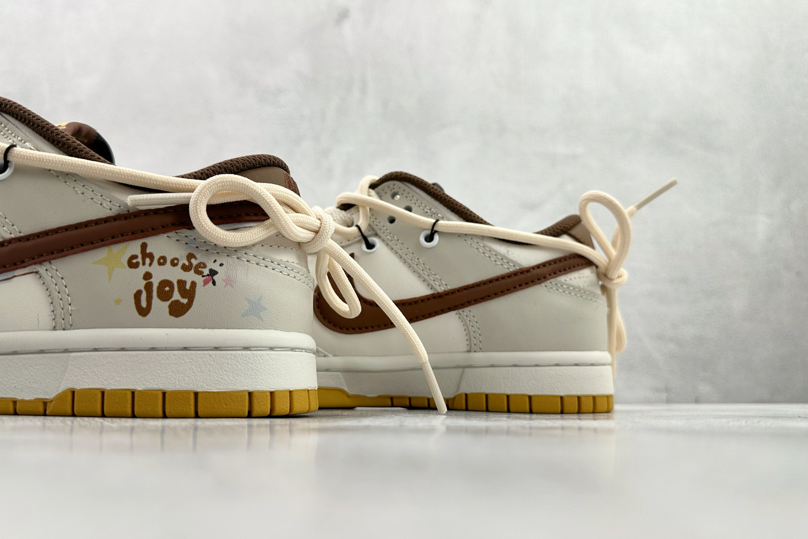 300 定制球鞋 Nike Dunk奶泡帕比 米棕 HM3695-071-Chinese UA Cheap High Quatity Brand Clothes Bags handbags Sneakers wholesale wholesaler seller from China Factory suppliers Fashion Clothing Shoes best Quality Beautiful Price 300 定制球鞋 Nike Dunk奶泡帕比 米棕 HM3695-071