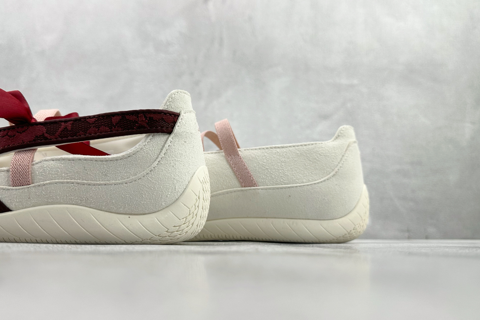 ZX 神版 PUMA彪马 speedcat Ballet 米白红货号： 03尺码：36 36.5 37 