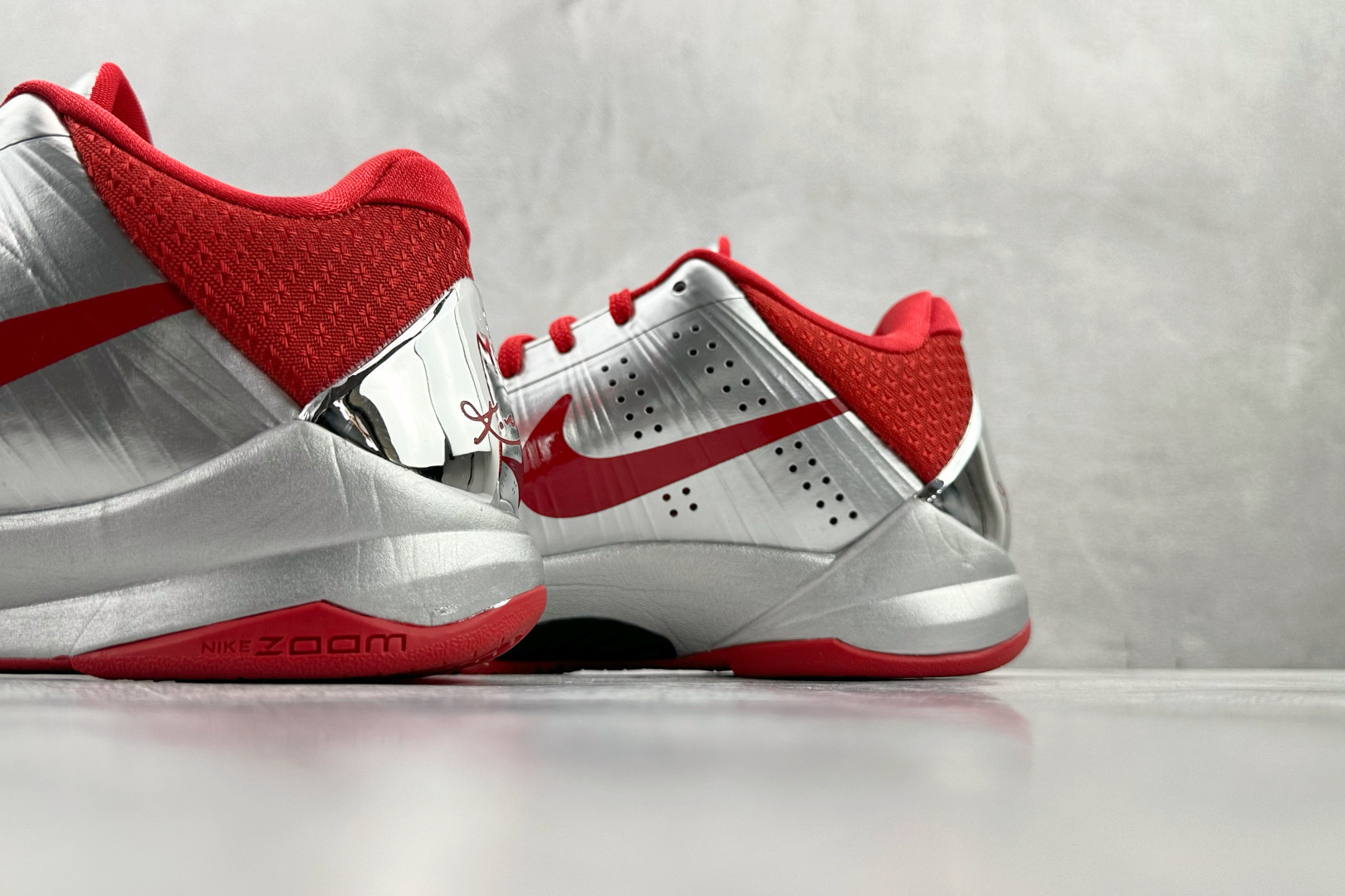S2 纯原生产线 Caitlin Clark x Nike Zoom Kobe 5 Protro 银红货