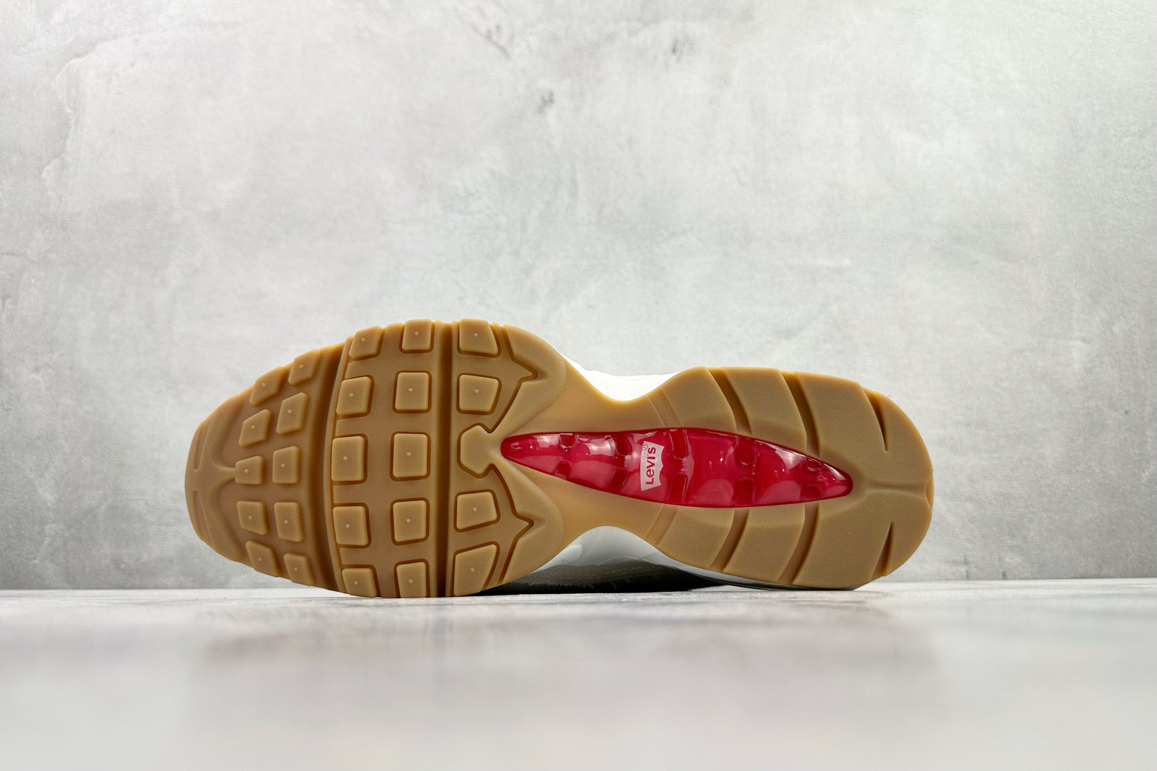 KZ 2.0 口碑神作 Levi's x Nike Air Max 95 “White and Ecru