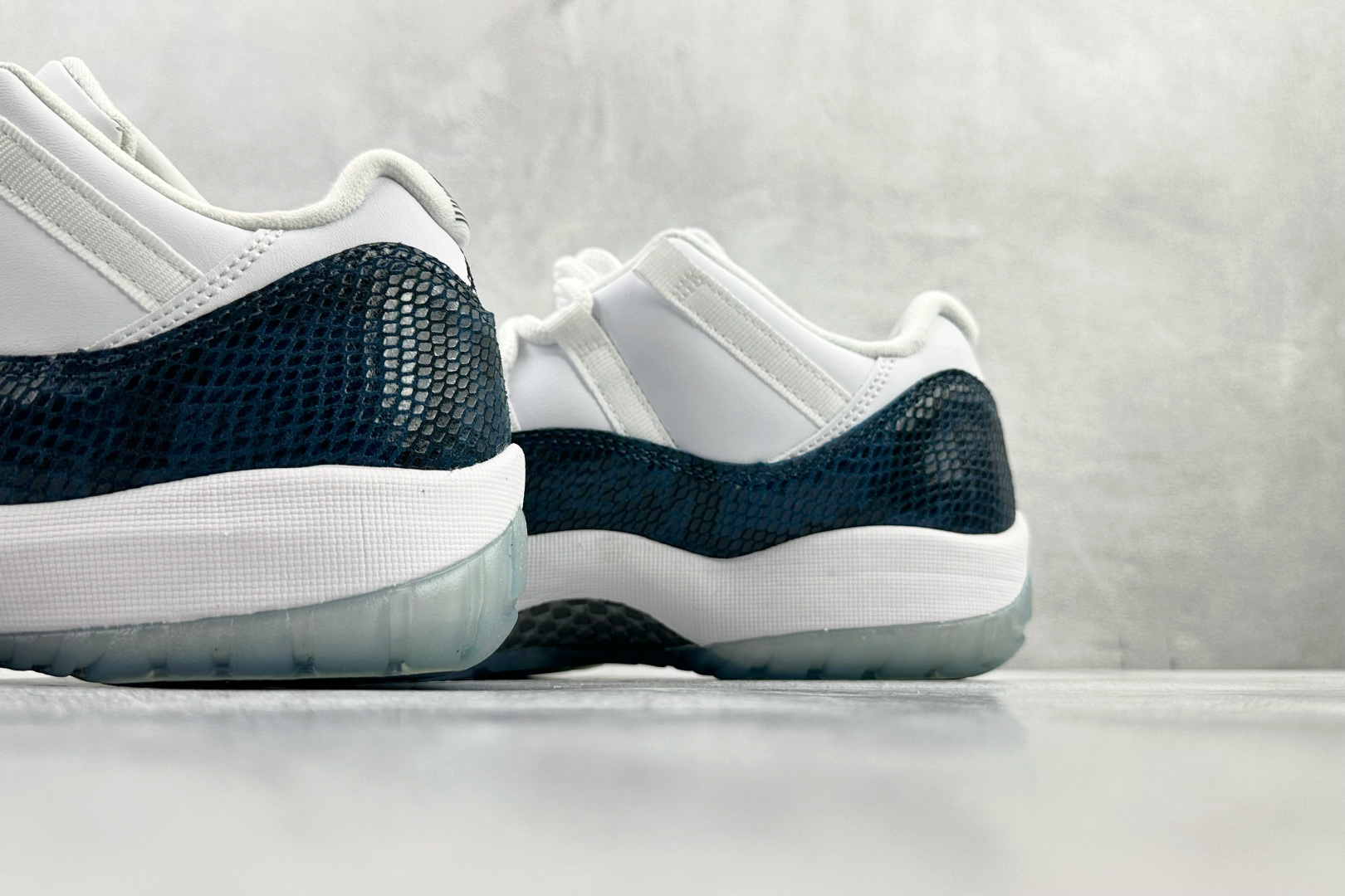 GAM 纯原 Jordan Air Jordan 11 PU OG款 “navy snakeskin” 