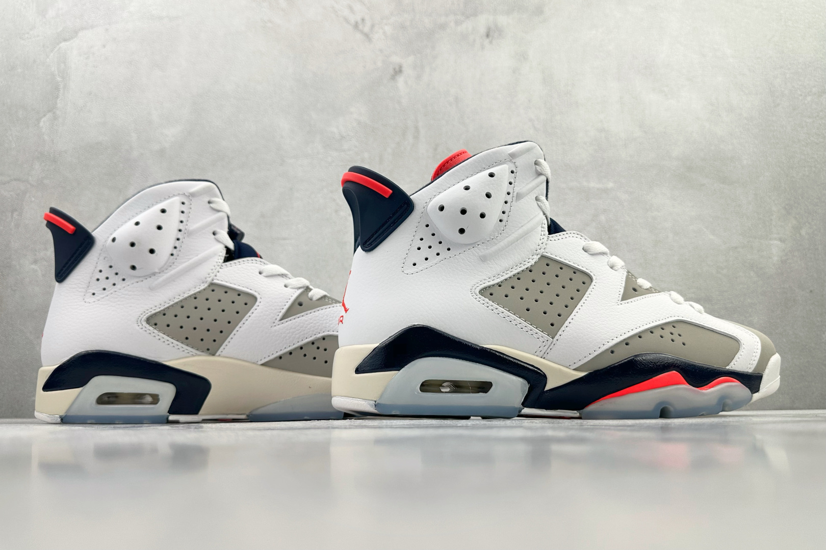 Jordan Air Jordan 6 retro tinker 白红黑 384664-104-Top High Quatity Cheap Sneakers Fashion Clothing Clothes Bags handbags Shoes of all Brand wholesale With The best Quality And Beautiful Price from China Factory Chinese suppliers wholesaler seller Jordan Air Jordan 6 retro tinker 白红黑 384664-104