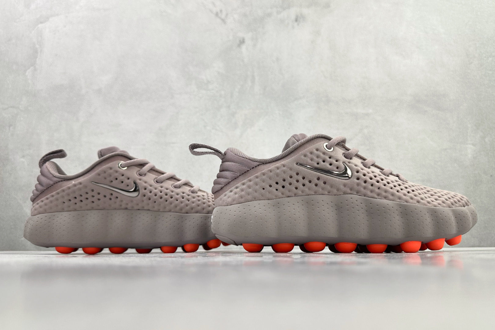 Mind Nike Mind 002 紫色货号：HQ4310-200尺码：35.5 36 36.5 37