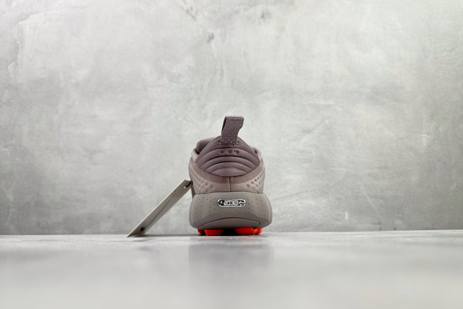 Mind Nike Mind 002 紫色货号：HQ4310-200尺码：35.5 36 36.5 37