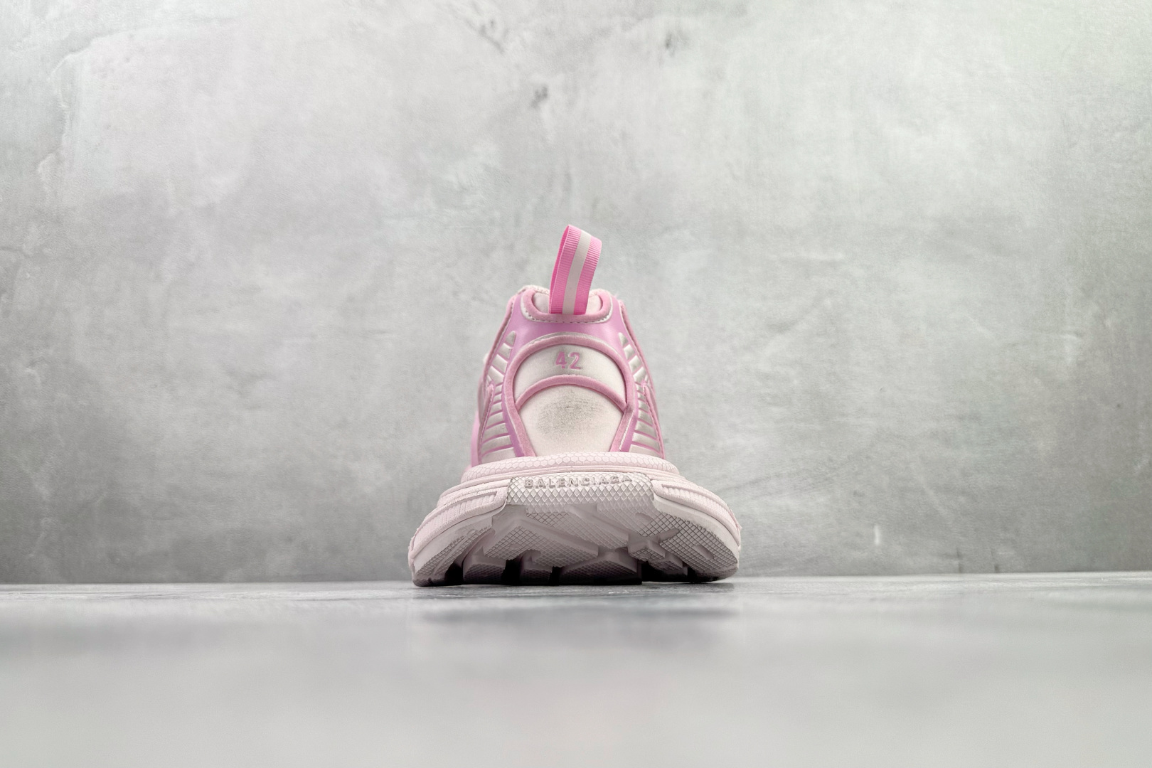 最新外贸批次 Balenciaga巴黎世家 3XL粉色 734734W3XSB