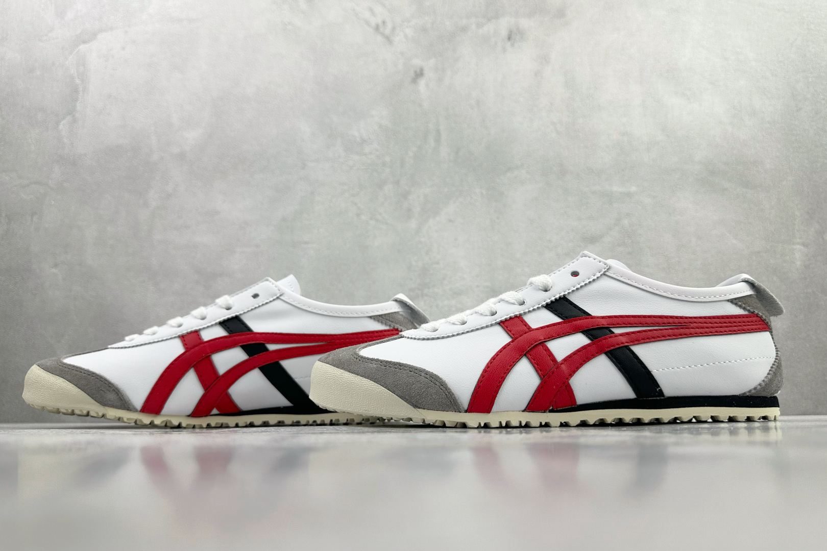 160 渠道特供 Onitsuka Tiger鬼塚虎 MEXICO 66 白蓝红 1183C102-105-Chinese UA Cheap High Quatity Brand Clothes Bags handbags Sneakers wholesale wholesaler seller from China Factory suppliers Fashion Clothing Shoes best Quality Beautiful Price 160 渠道特供 Onitsuka Tiger鬼塚虎 MEXICO 66 白蓝红 1183C102-105