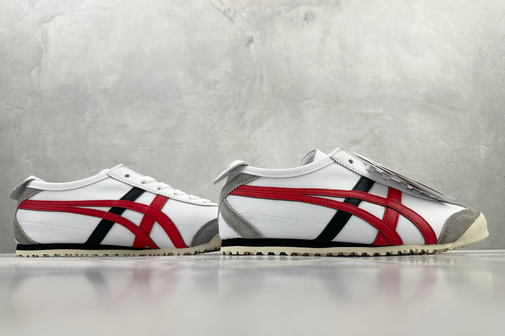 160 渠道特供 Onitsuka Tiger鬼塚虎 MEXICO 66 白蓝红 1183C102-105-Chinese UA Cheap High Quatity Brand Clothes Bags handbags Sneakers wholesale wholesaler seller from China Factory suppliers Fashion Clothing Shoes best Quality Beautiful Price 160 渠道特供 Onitsuka Tiger鬼塚虎 MEXICO 66 白蓝红 1183C102-105