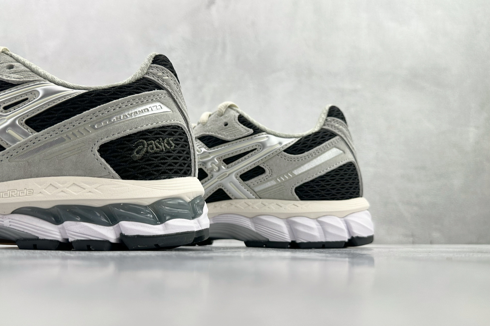 总裁 公司级 顶级纯原 KITH x ASICS GEL-Kayano 12.1 灰黑色货号：1203A