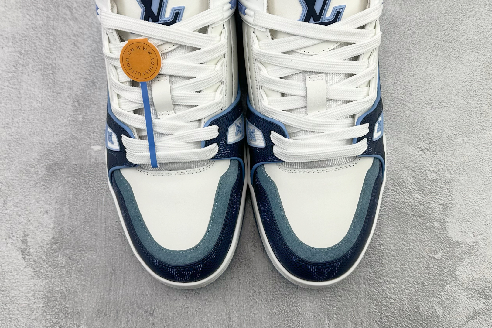 430 LOUIS VUITTON Trainer 海军蓝 1AJQLK-Chinese UA Cheap High Quatity Brand Clothes Bags handbags Sneakers wholesale wholesaler seller from China Factory suppliers Fashion Clothing Shoes best Quality Beautiful Price 430 LOUIS VUITTON Trainer 海军蓝 1AJQLK