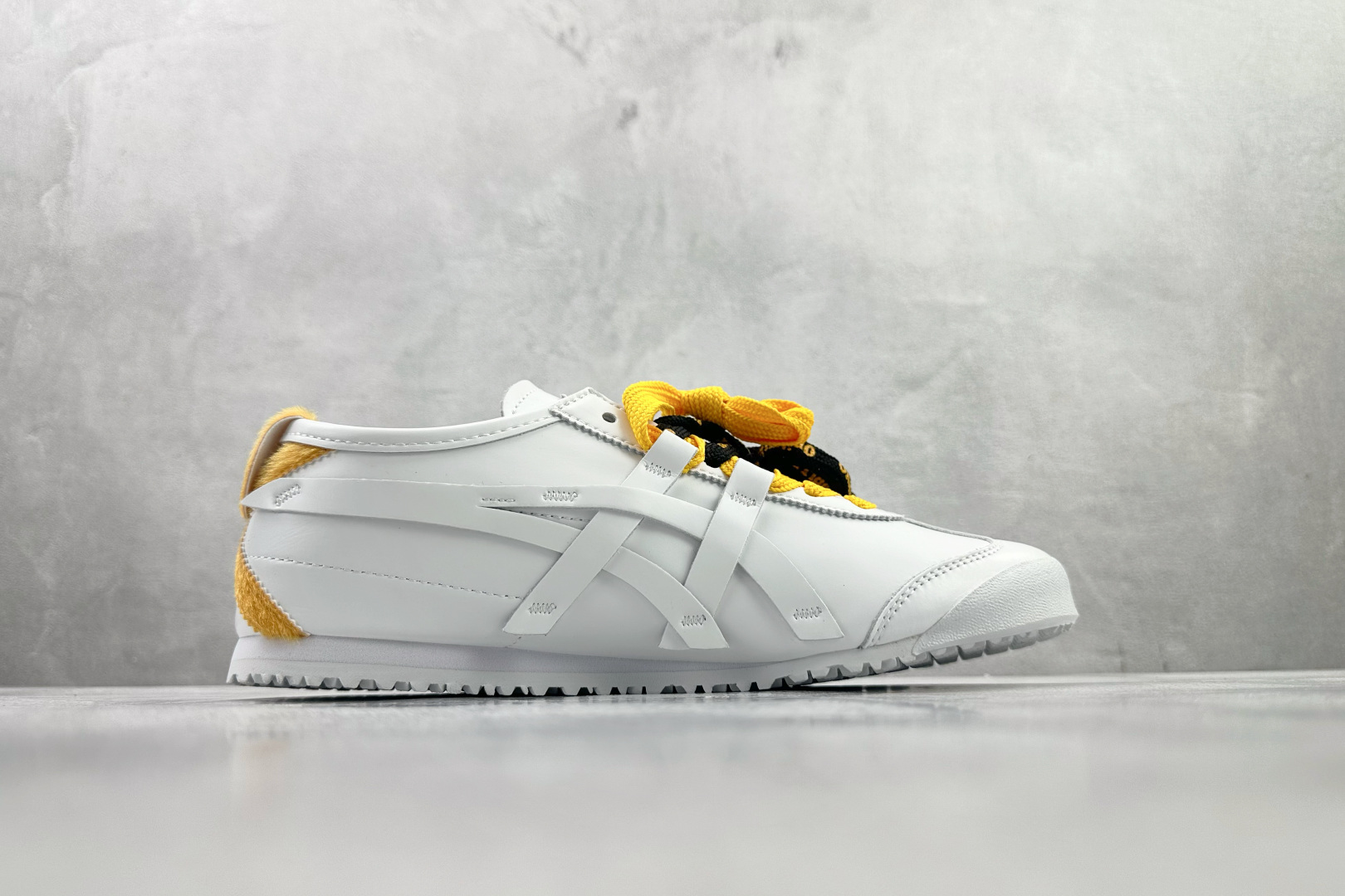 160 鬼塚虎鬼塚虎 MEXICO 66 GNY 白色 1183C565-100-Chinese UA Cheap High Quatity Brand Clothes Bags handbags Sneakers wholesale wholesaler seller from China Factory suppliers Fashion Clothing Shoes best Quality Beautiful Price 160 鬼塚虎鬼塚虎 MEXICO 66 GNY 白色 1183C565-100