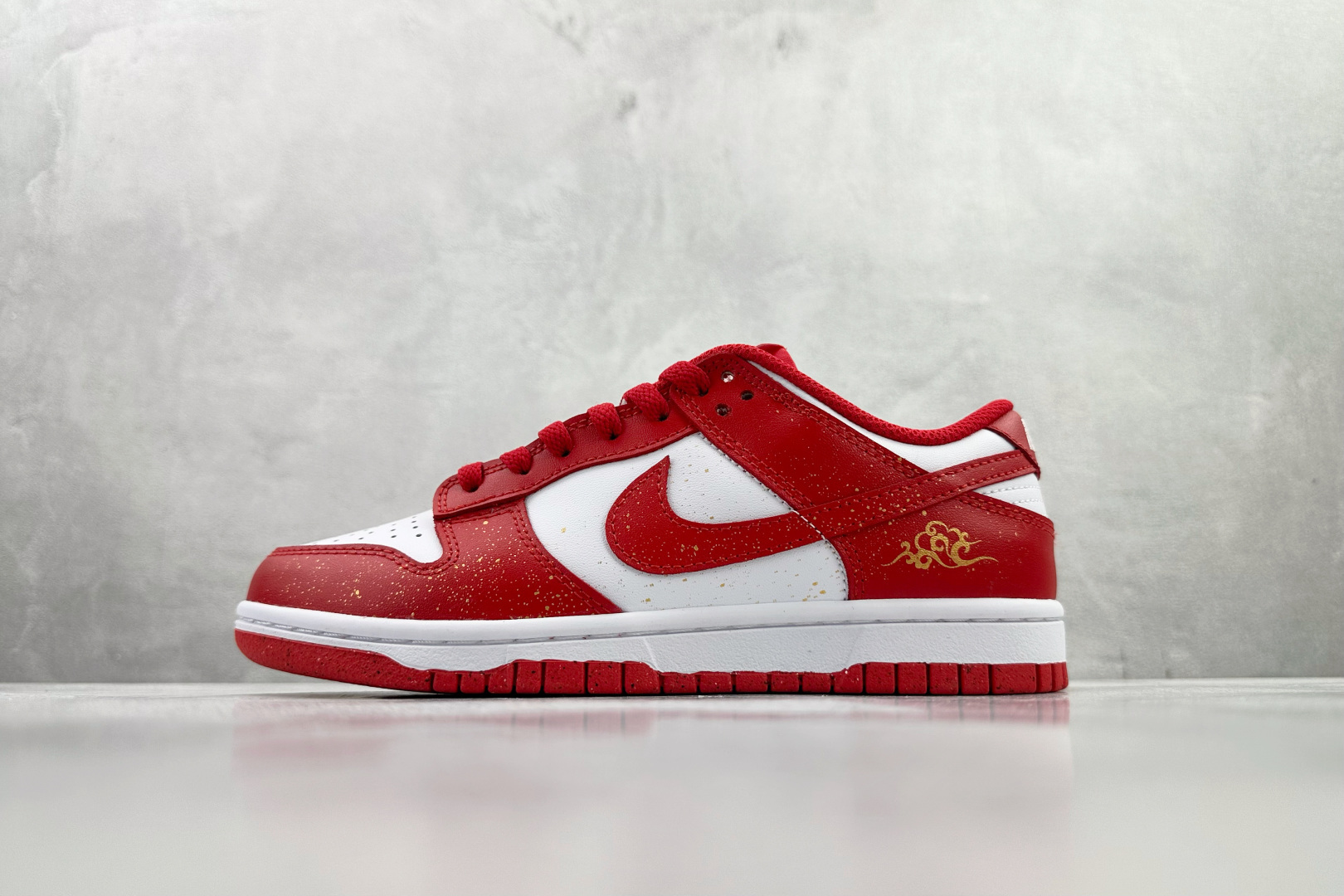 300 定制球鞋 Nike Dunk 祥瑞红鸳 红白 DD1873-116