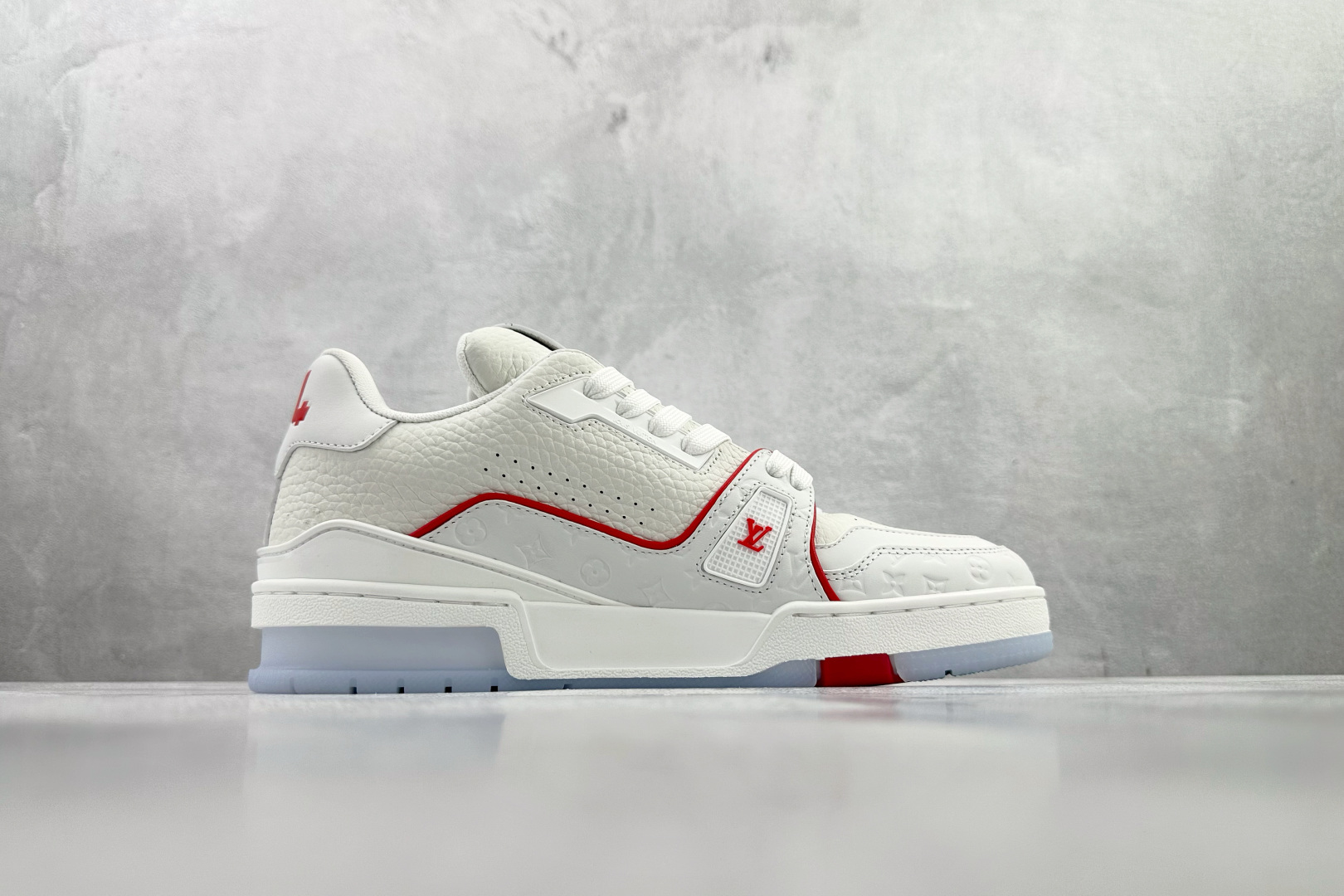 顶级代购品质独立私人订单 LOUIS VUITTON Trainer 白红 1AJX8J