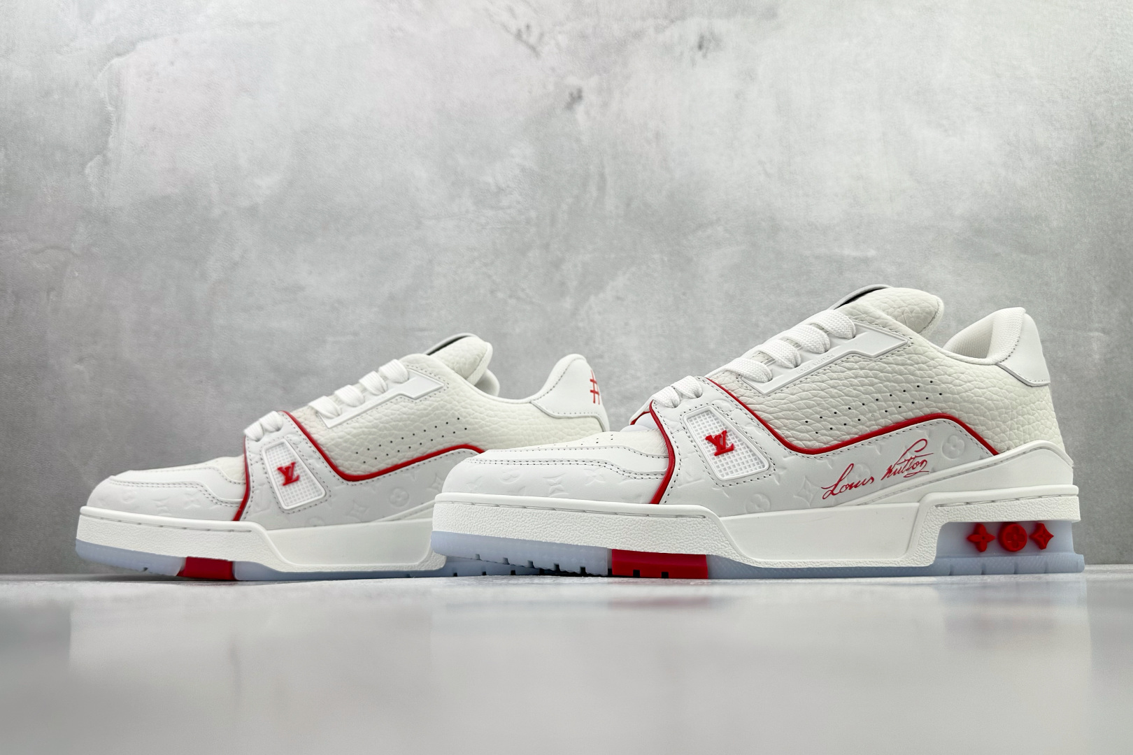 顶级代购品质独立私人订单 LOUIS VUITTON Trainer 白红 1AJX8J