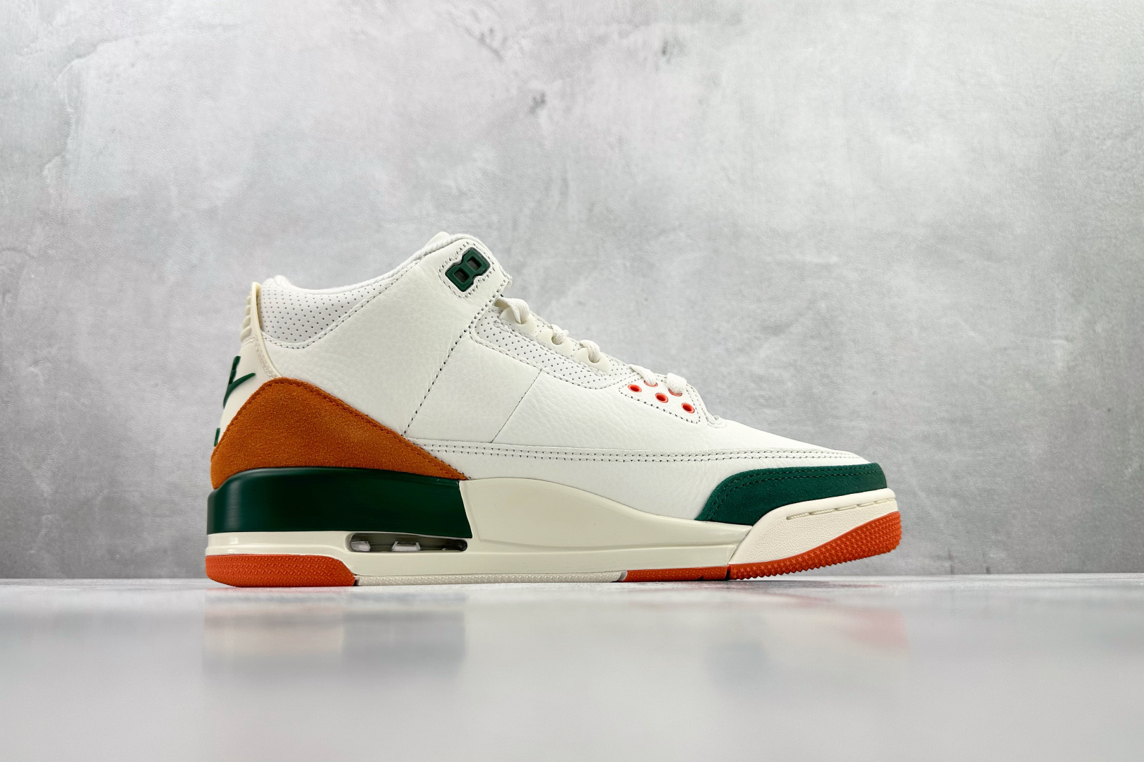 XP 平台专供 Solefly x Jordan Air Jordan 3 白绿色货号：IF4491-1