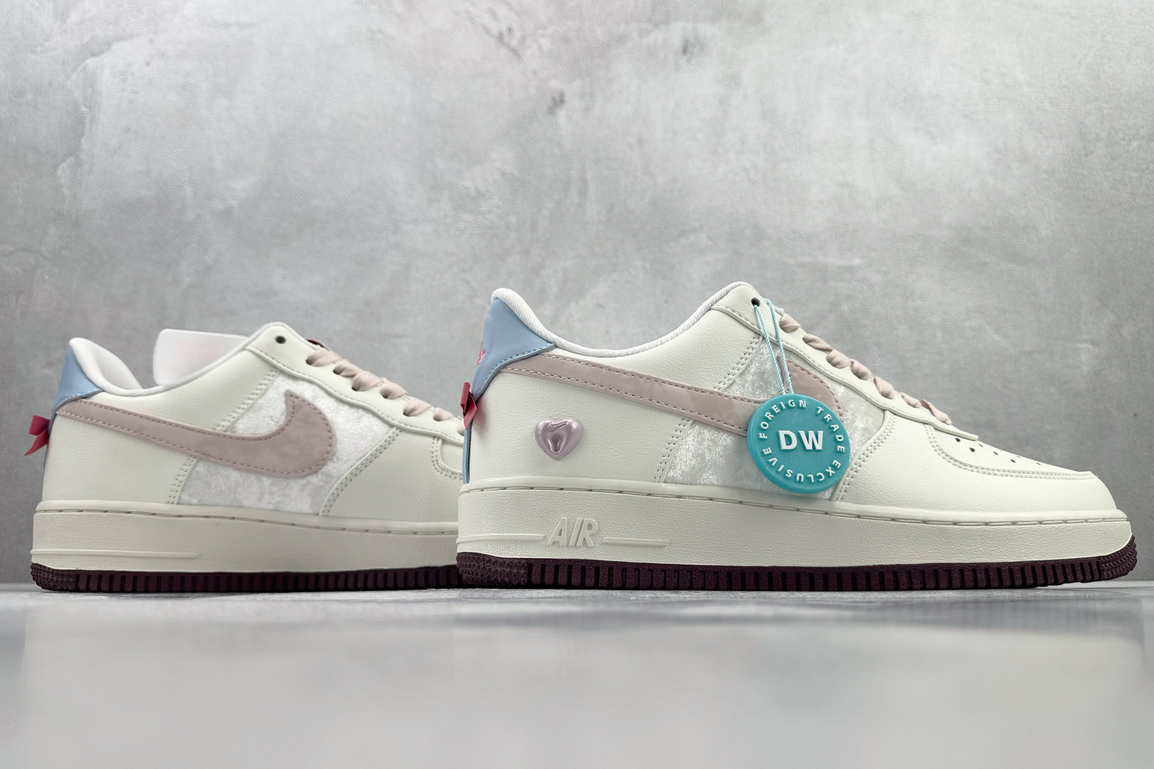 230 Nike Air Force 1 '07 ”Valentine’s Day” 情人节限定白粉色 IQ4937-161