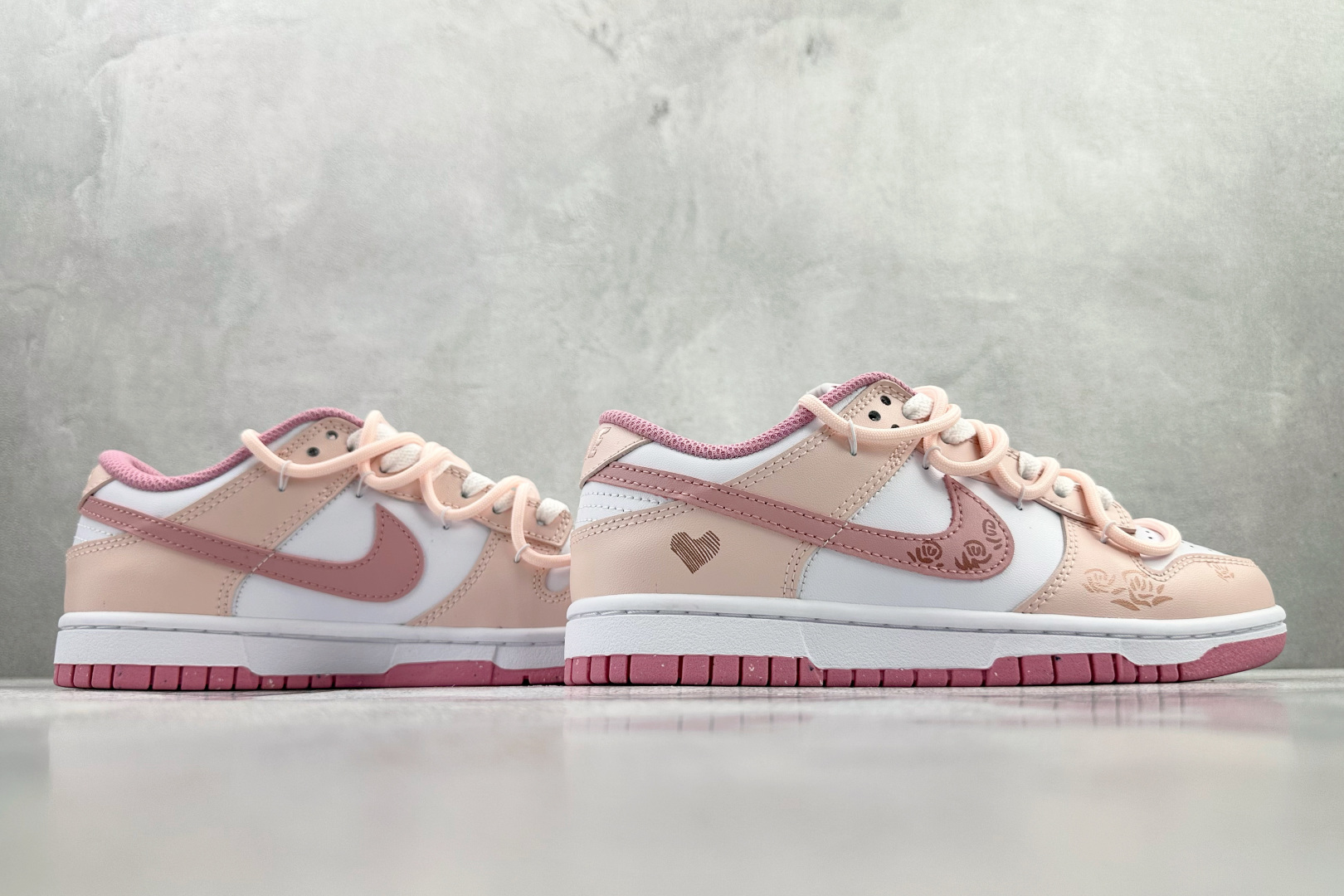 YC 【定制球鞋】Nike Dunk 蜜语玫瑰 粉白货号：DD1873 112尺码：35.5 36 36