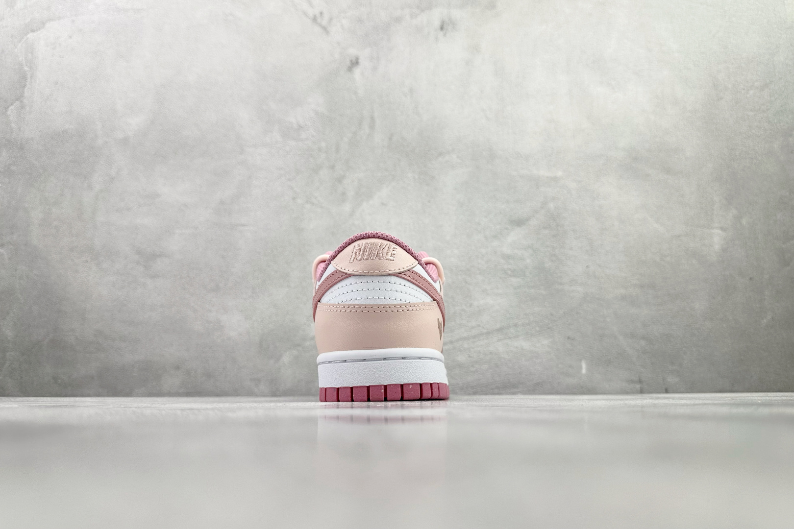 YC 【定制球鞋】Nike Dunk 蜜语玫瑰 粉白货号：DD1873 112尺码：35.5 36 36