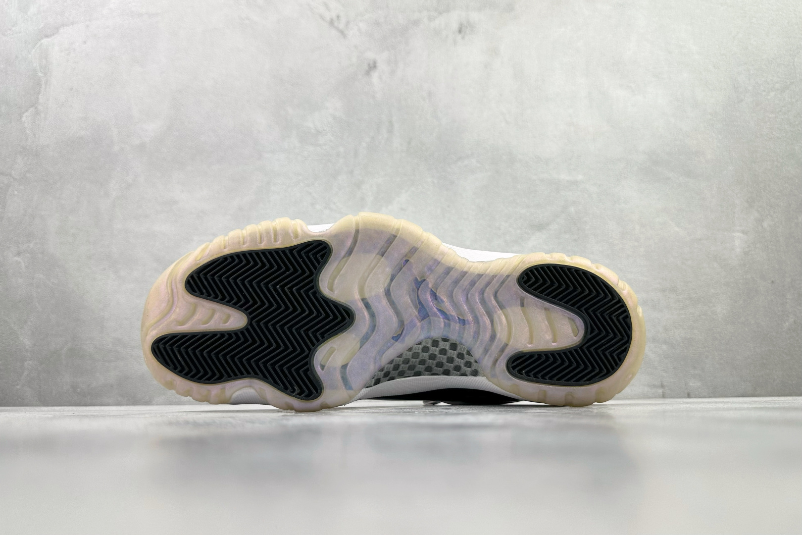 Jordan Air Jordan 11 easter low bg 变色龙 528896-145-Top High Quatity Cheap Sneakers Fashion Clothing Clothes Bags handbags Shoes of all Brand wholesale With The best Quality And Beautiful Price from China Factory Chinese suppliers wholesaler seller Jordan Air Jordan 11 easter low bg 变色龙 528896-145
