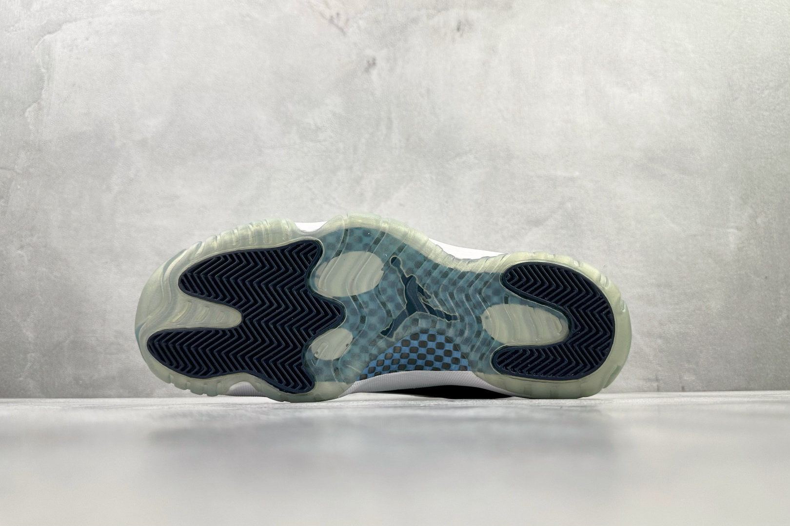 Jordan Air Jordan 11 retro unc win like 82 OG白蓝 378037-123