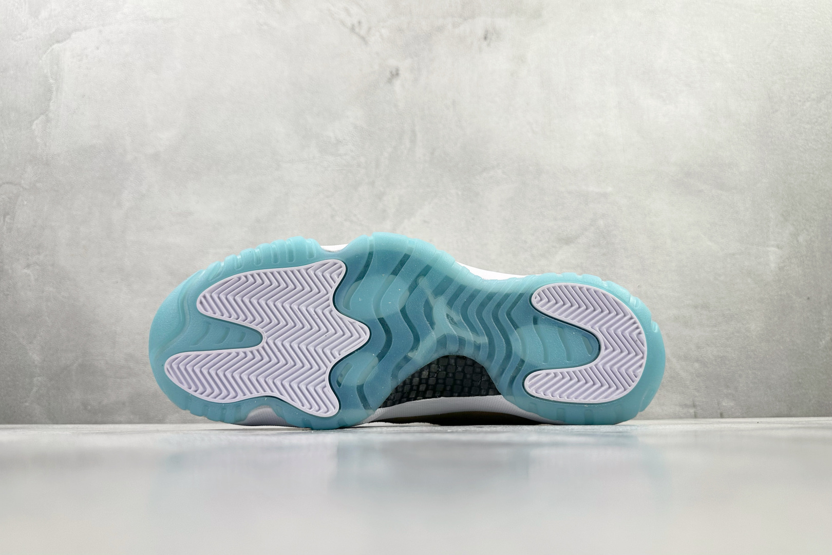 Jordan Air Jordan 11 Retro ”H-TOWN” 北美限定 白蓝 IO8960-707-Top High Quatity Cheap Sneakers Fashion Clothing Clothes Bags handbags Shoes of all Brand wholesale With The best Quality And Beautiful Price from China Factory Chinese suppliers wholesaler seller Jordan Air Jordan 11 Retro ”H-TOWN” 北美限定 白蓝 IO8960-707