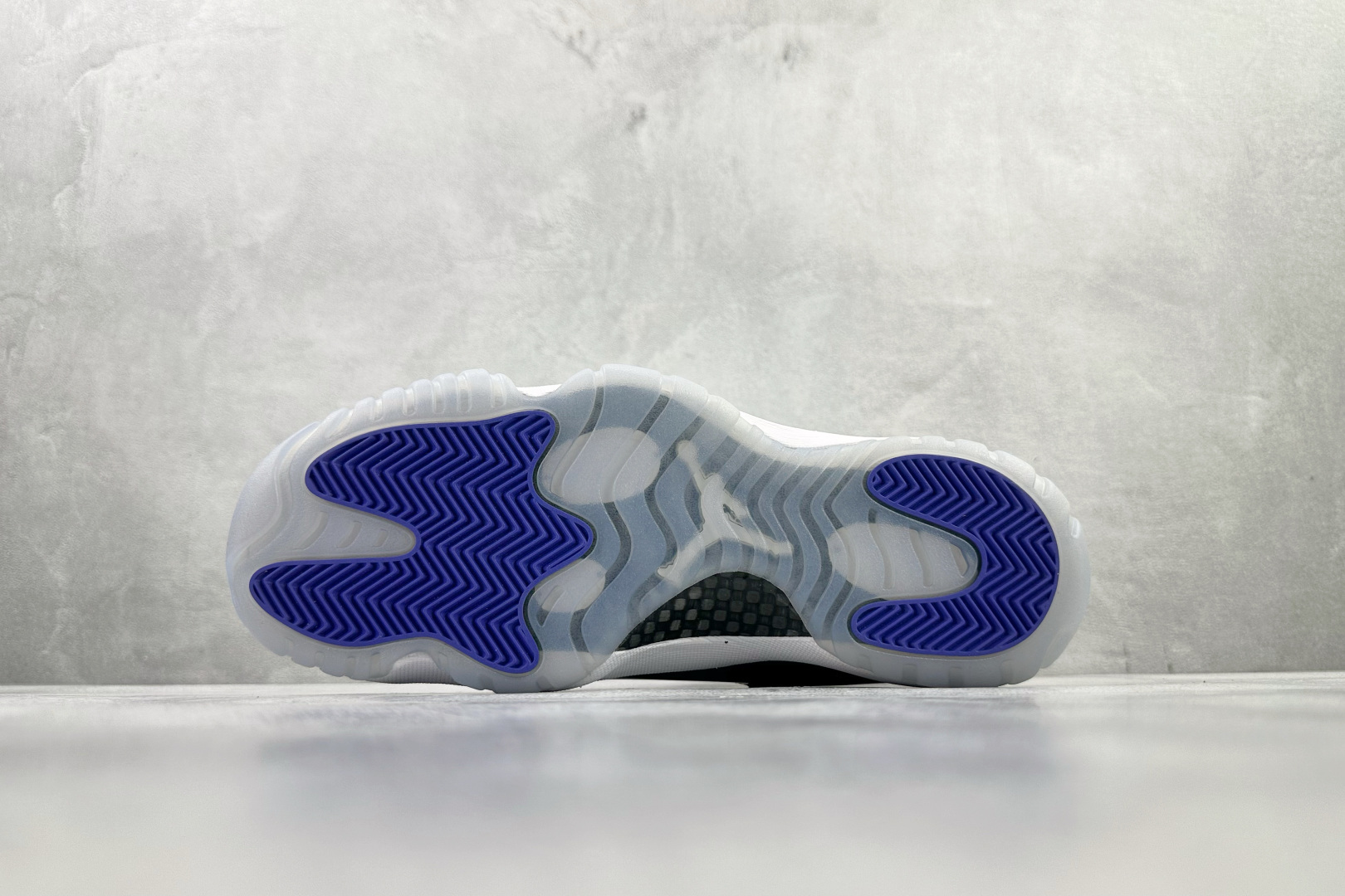 350 Jordan Air Jordan 11 concord OG款 黑白 378037-100