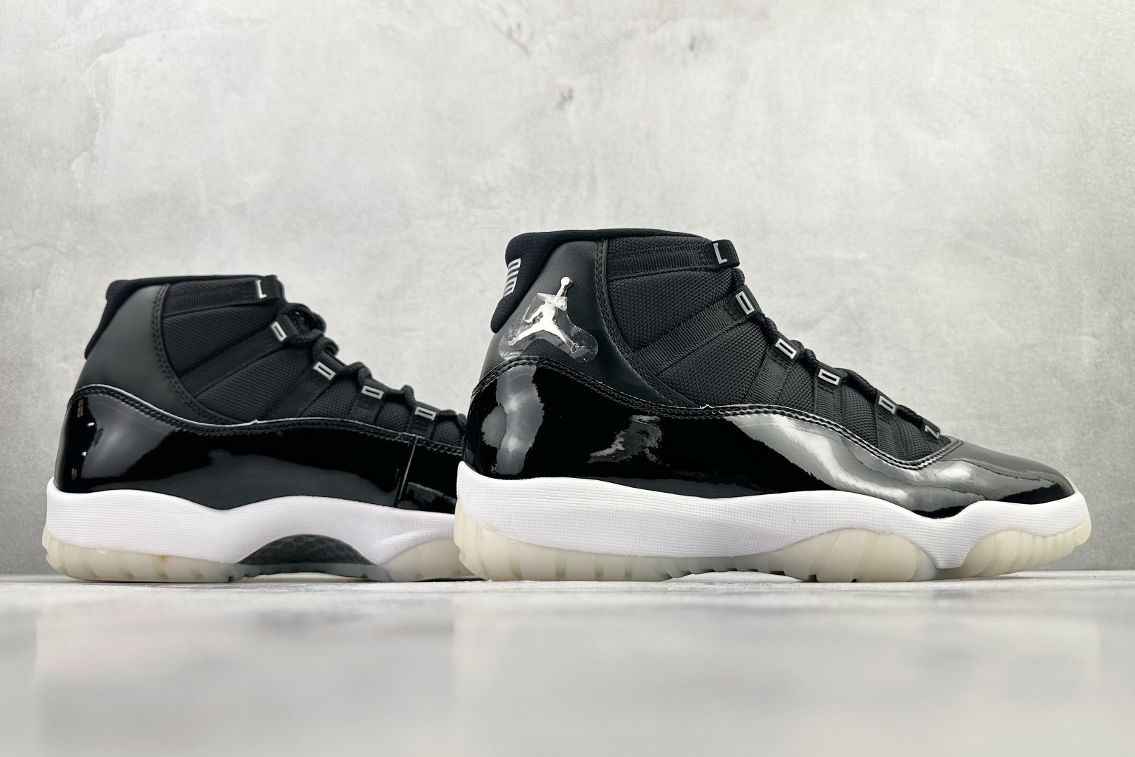 350 Jordan Air Jordan 11 retro ”jubilee” 黑银 AR0715-011-Chinese UA Cheap High Quatity Brand Clothes Bags handbags Sneakers wholesale wholesaler seller from China Factory suppliers Fashion Clothing Shoes best Quality Beautiful Price 350 Jordan Air Jordan 11 retro ”jubilee” 黑银 AR0715-011