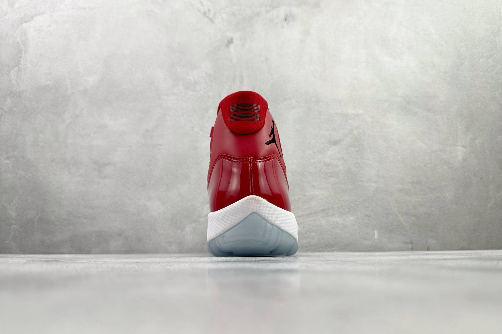 Jordan Air Jordan 11 retro win like 96 OG款 红白 378037-623-Top High Quatity Cheap Sneakers Fashion Clothing Clothes Bags handbags Shoes of all Brand wholesale With The best Quality And Beautiful Price from China Factory Chinese suppliers wholesaler seller Jordan Air Jordan 11 retro win like 96 OG款 红白 378037-623