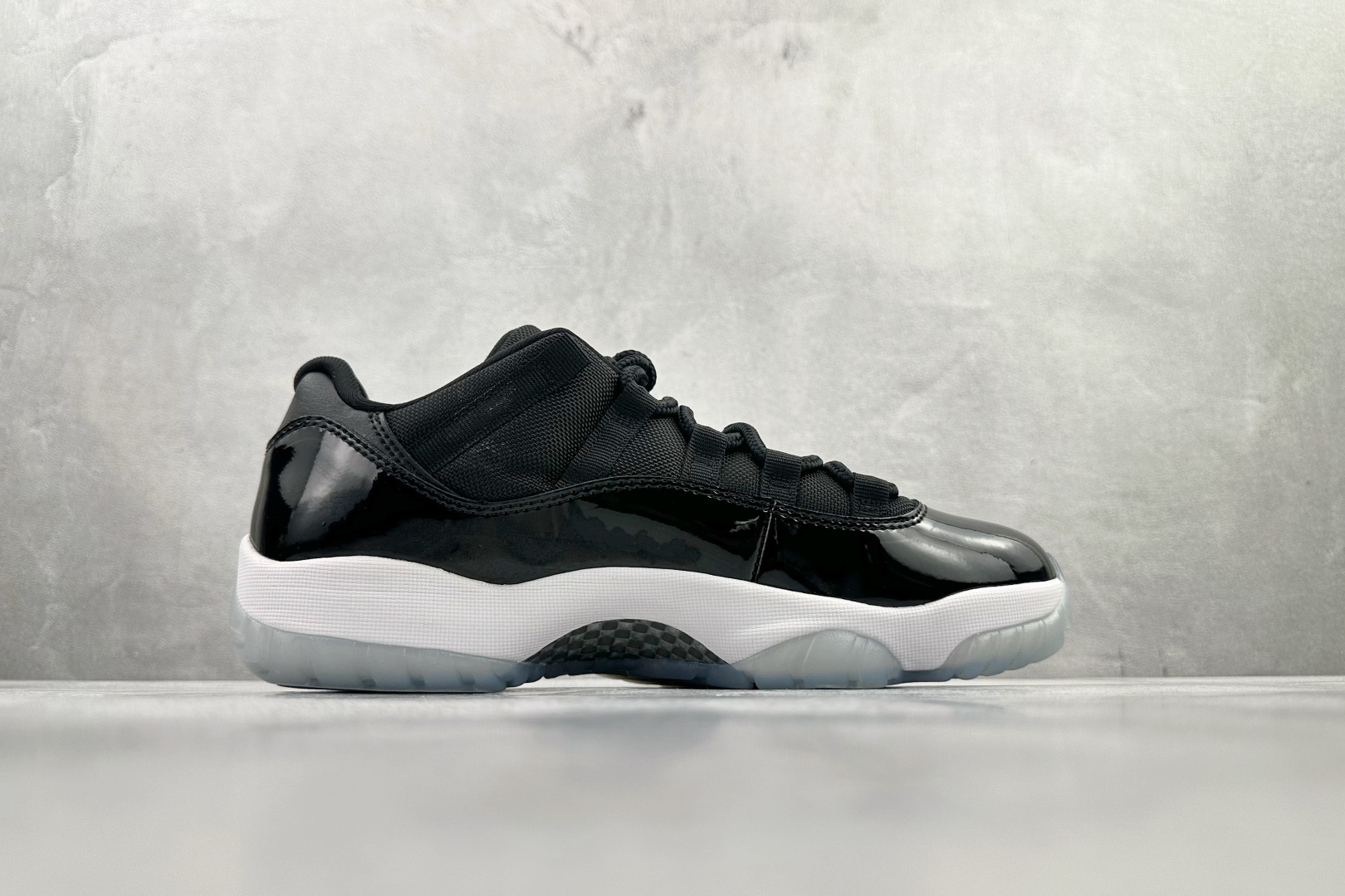 Jordan Air Jordan 11 Retro Low ”Space Jam” 大灌篮 黑白 FV5104-004-Top High Quatity Cheap Sneakers Fashion Clothing Clothes Bags handbags Shoes of all Brand wholesale With The best Quality And Beautiful Price from China Factory Chinese suppliers wholesaler seller Jordan Air Jordan 11 Retro Low ”Space Jam” 大灌篮 黑白 FV5104-004