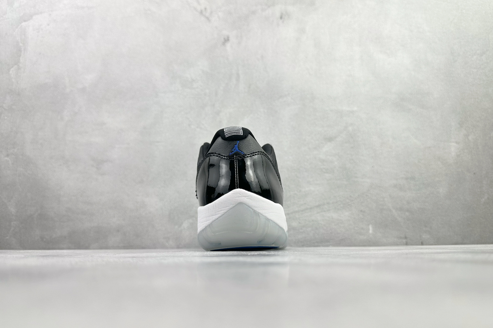 Jordan Air Jordan 11 Retro Low ”Space Jam” 大灌篮 黑白 FV5104-004-Top High Quatity Cheap Sneakers Fashion Clothing Clothes Bags handbags Shoes of all Brand wholesale With The best Quality And Beautiful Price from China Factory Chinese suppliers wholesaler seller Jordan Air Jordan 11 Retro Low ”Space Jam” 大灌篮 黑白 FV5104-004
