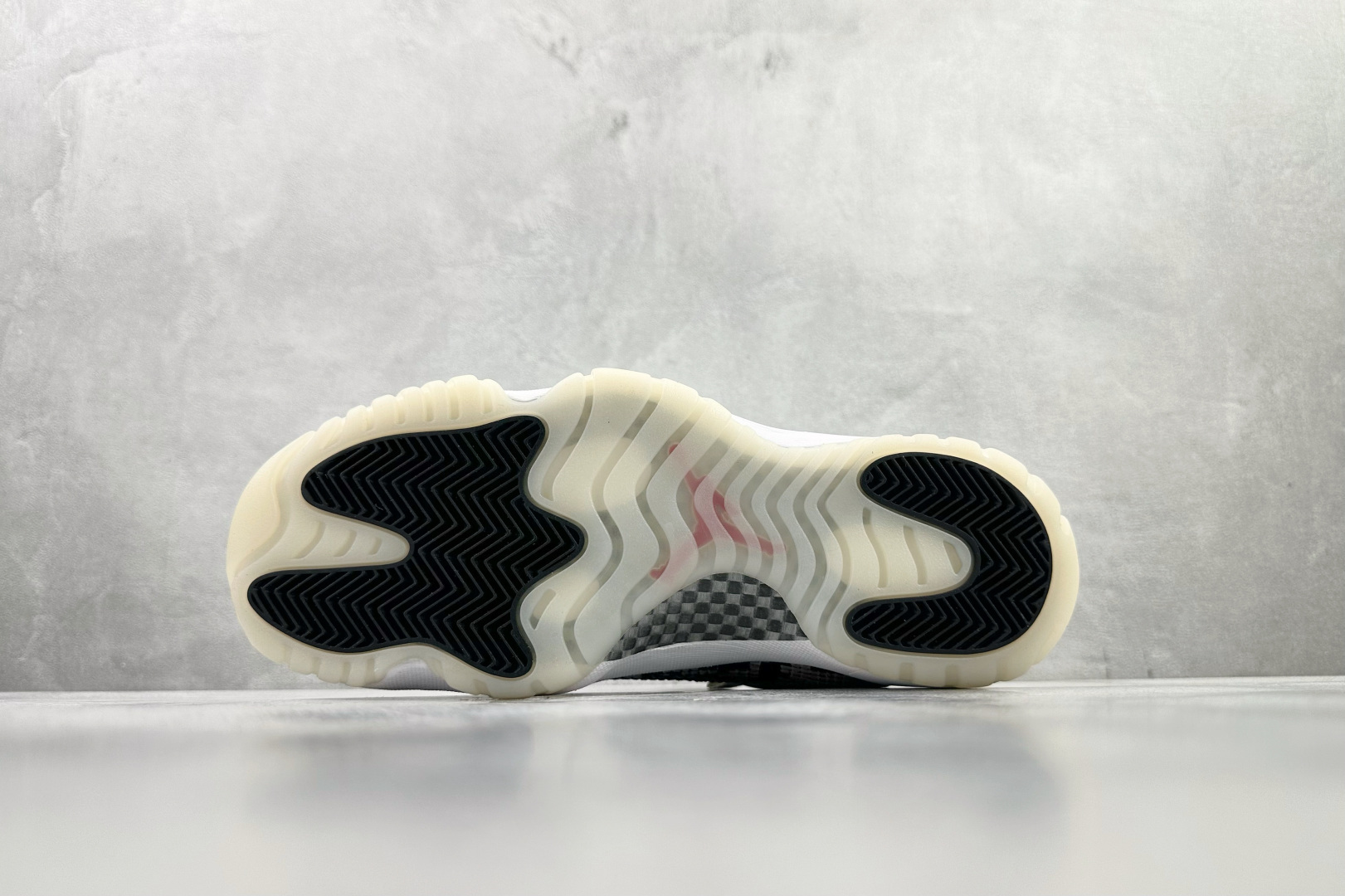 Jordan Air Jordan 11 Low Snakeskin Light Bone OG款 白色 CD6847-002-Top High Quatity Cheap Sneakers Fashion Clothing Clothes Bags handbags Shoes of all Brand wholesale With The best Quality And Beautiful Price from China Factory Chinese suppliers wholesaler seller Jordan Air Jordan 11 Low Snakeskin Light Bone OG款 白色 CD6847-002