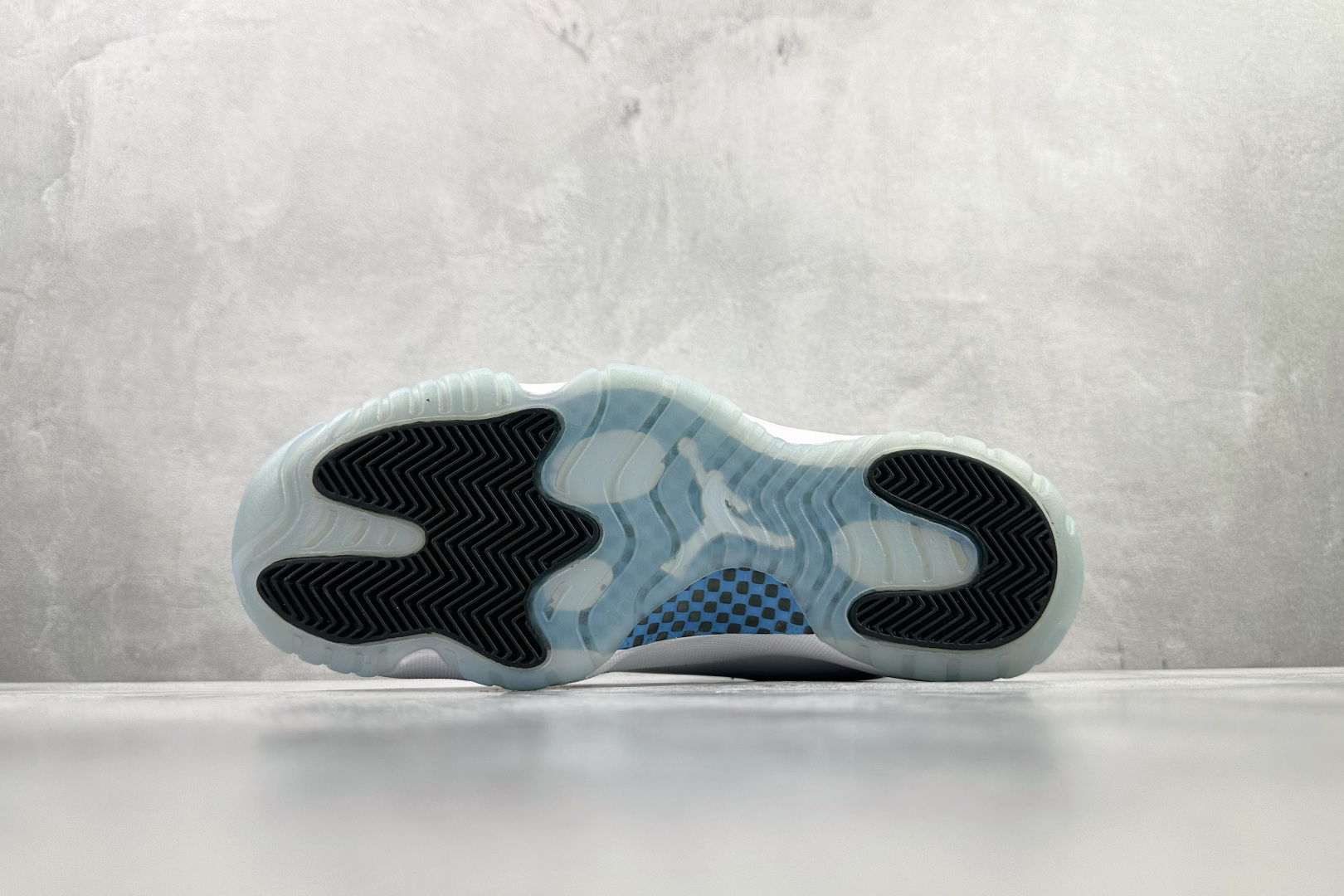 Jordan Air Jordan 11 Legend Blue 传奇蓝 CT8012-104-Top High Quatity Cheap Sneakers Fashion Clothing Clothes Bags handbags Shoes of all Brand wholesale With The best Quality And Beautiful Price from China Factory Chinese suppliers wholesaler seller Jordan Air Jordan 11 Legend Blue 传奇蓝 CT8012-104