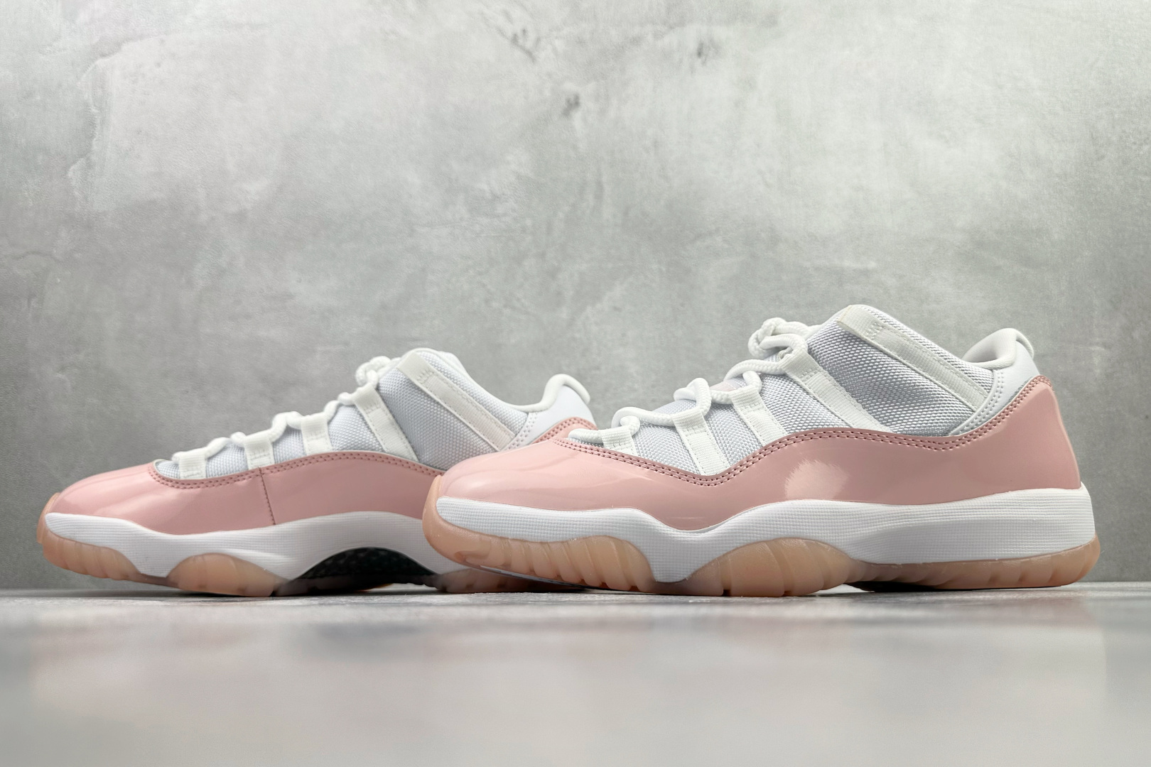 Jordan Air Jordan 11 Low WMNS 粉色 AH7860-160-Top High Quatity Cheap Sneakers Fashion Clothing Clothes Bags handbags Shoes of all Brand wholesale With The best Quality And Beautiful Price from China Factory Chinese suppliers wholesaler seller Jordan Air Jordan 11 Low WMNS 粉色 AH7860-160
