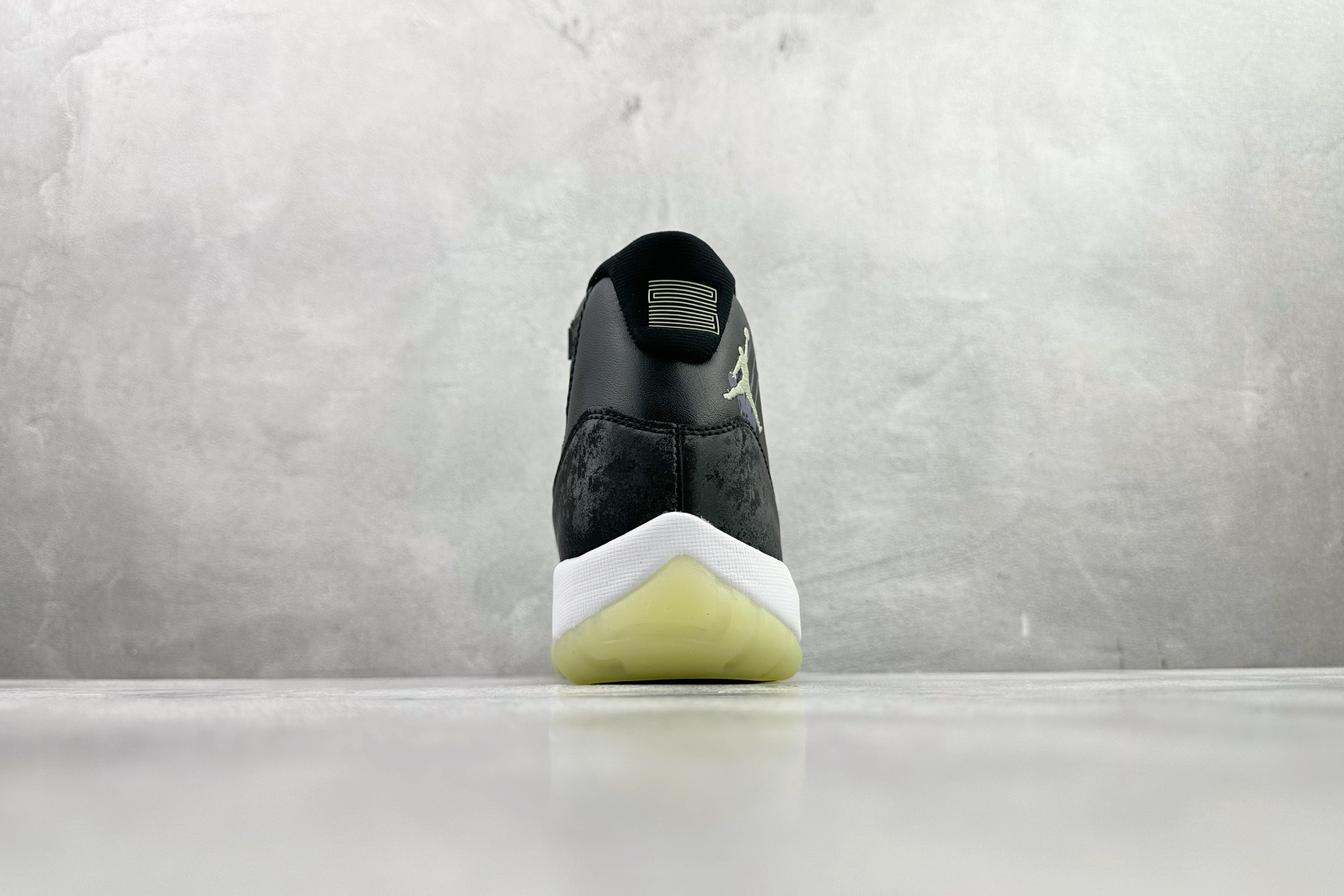 Jordan Air Jordan 11 黑色 IB1378-001-Top High Quatity Cheap Sneakers Fashion Clothing Clothes Bags handbags Shoes of all Brand wholesale With The best Quality And Beautiful Price from China Factory Chinese suppliers wholesaler seller Jordan Air Jordan 11 黑色 IB1378-001
